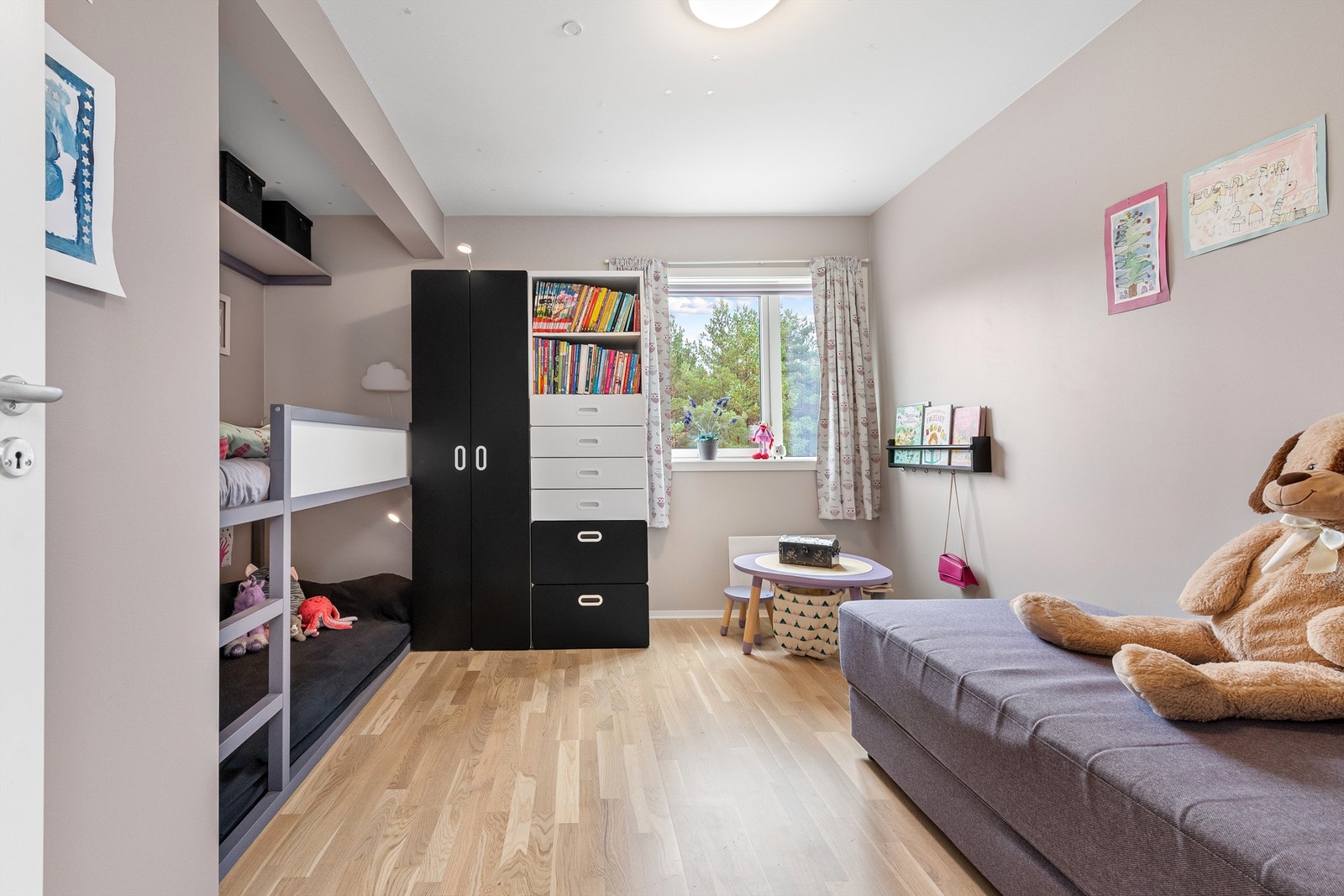 Soverom nr. 2 i 1. etasje Galleribilde