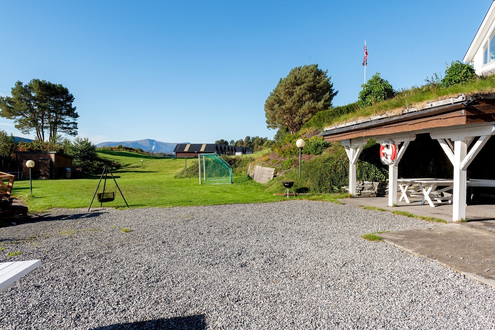 Pent opparbeidet nede ved sjøen av velforeningen i området Galleribilde