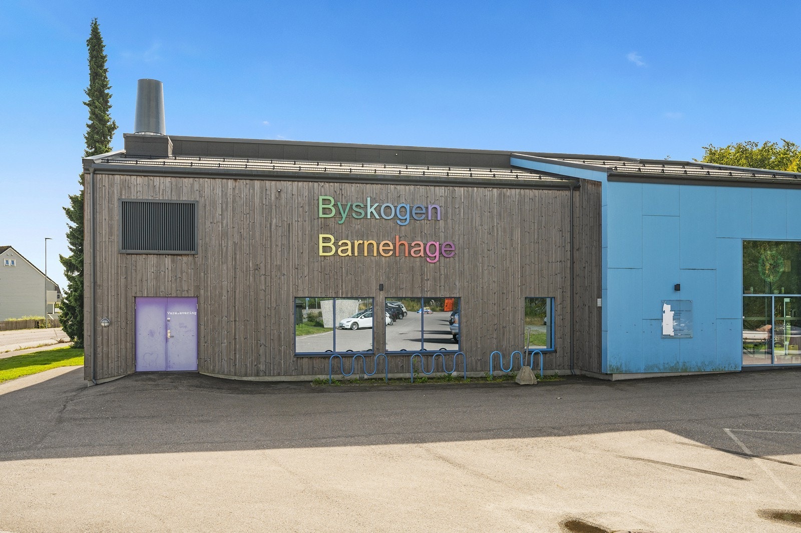 Byskogen barnehage ligger kun 7 minutters gange fra boligen. Galleribilde