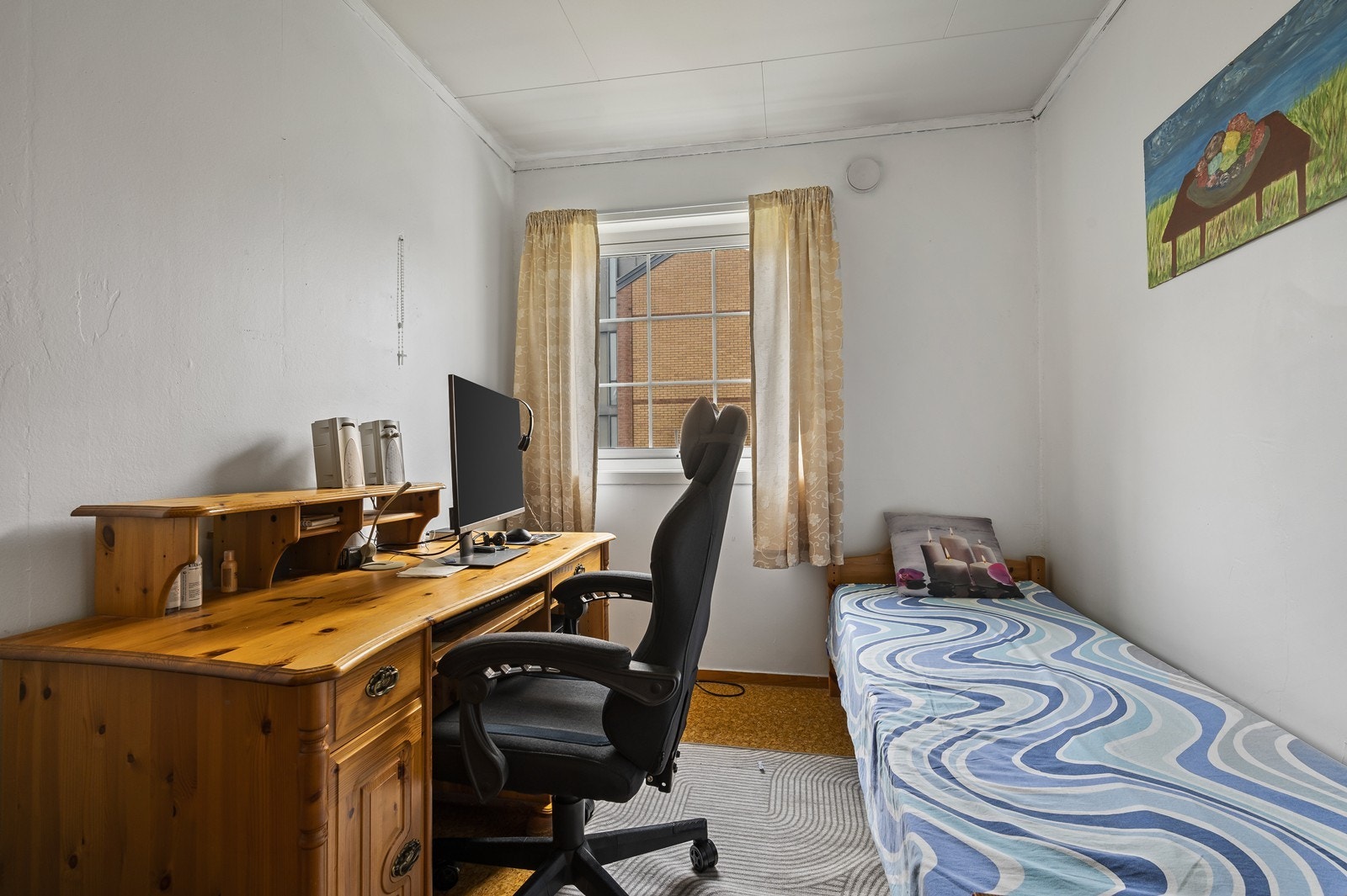 Det tredje soverommet egner seg utmerket som barnerom, gjesterom eller kontor. Galleribilde