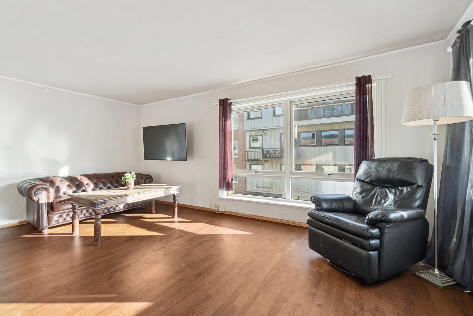 Leiligheten har en god planløsning som gir et godt utgangspunkt for å skape ditt drømmehjem. Galleribilde