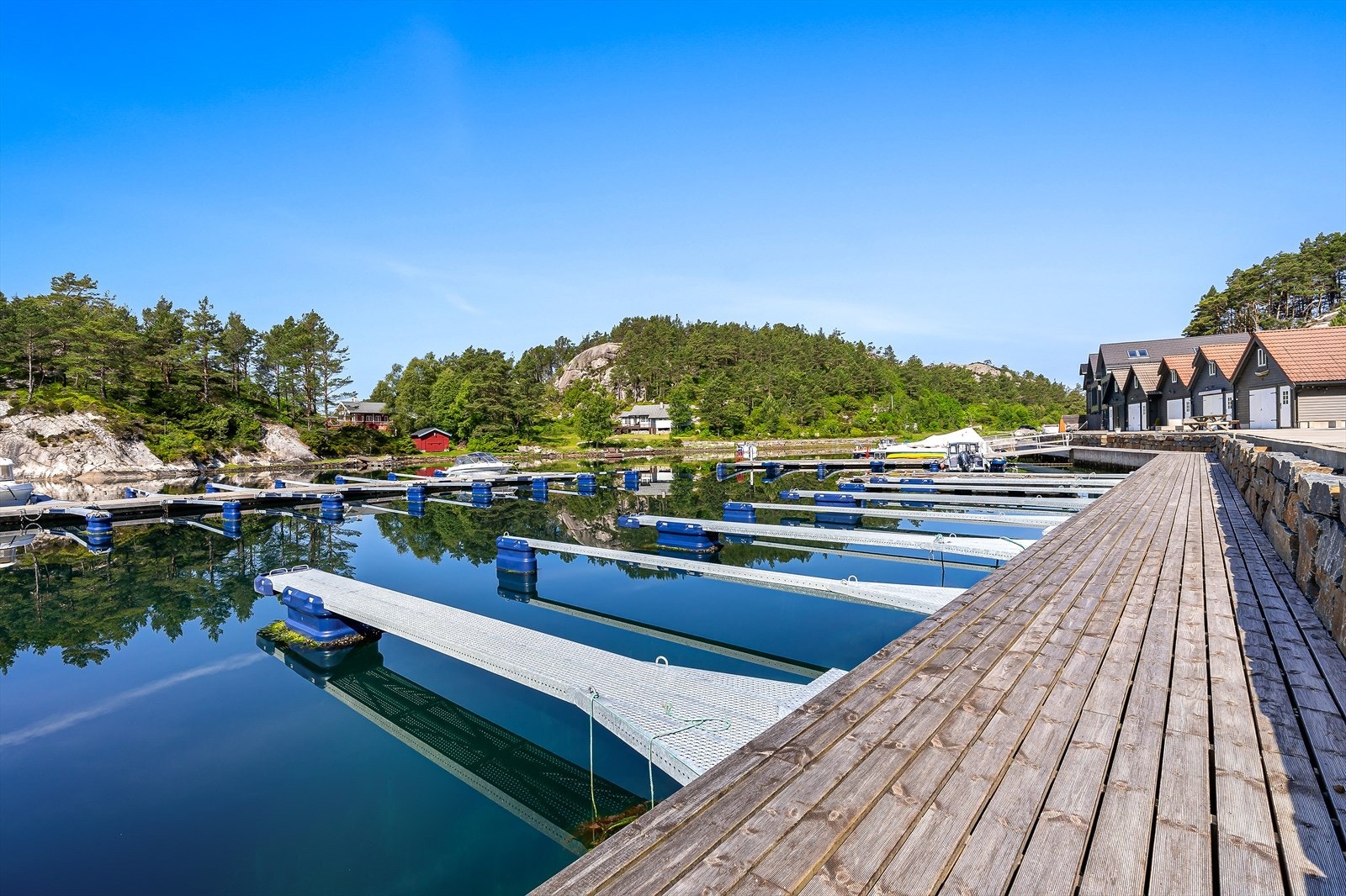 1 stk. båtplass følger med i salget Galleribilde