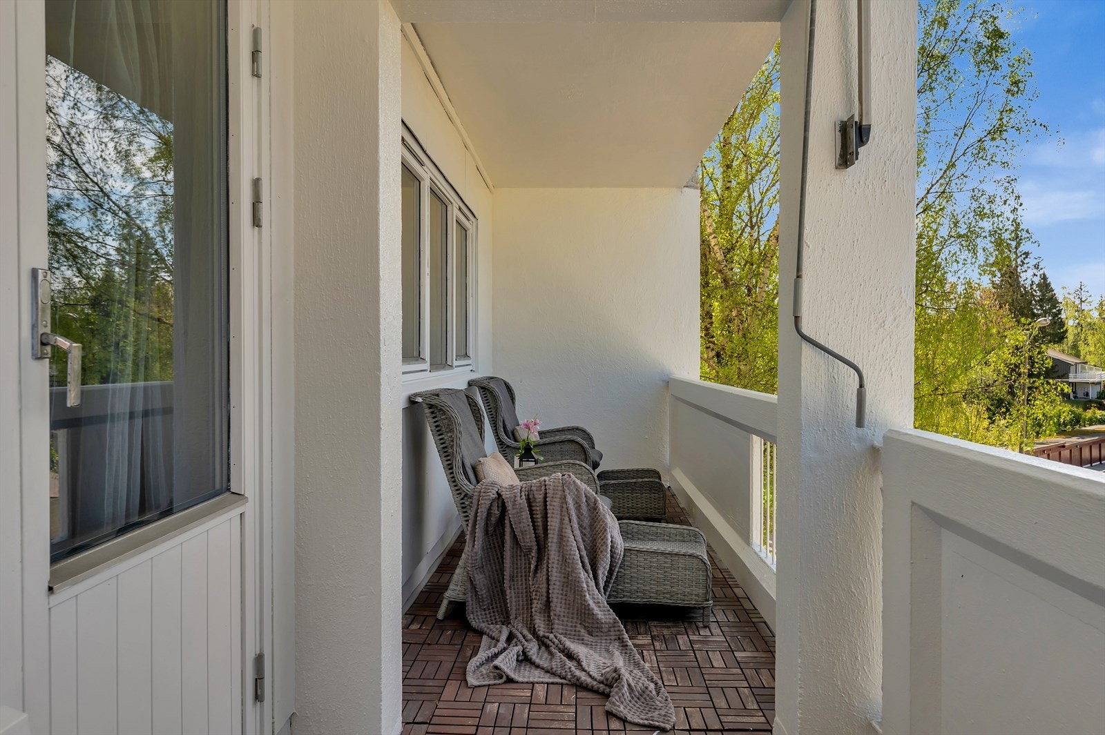 I tillegg er det utgang til en vestvendt balkong på 13 m². Galleribilde