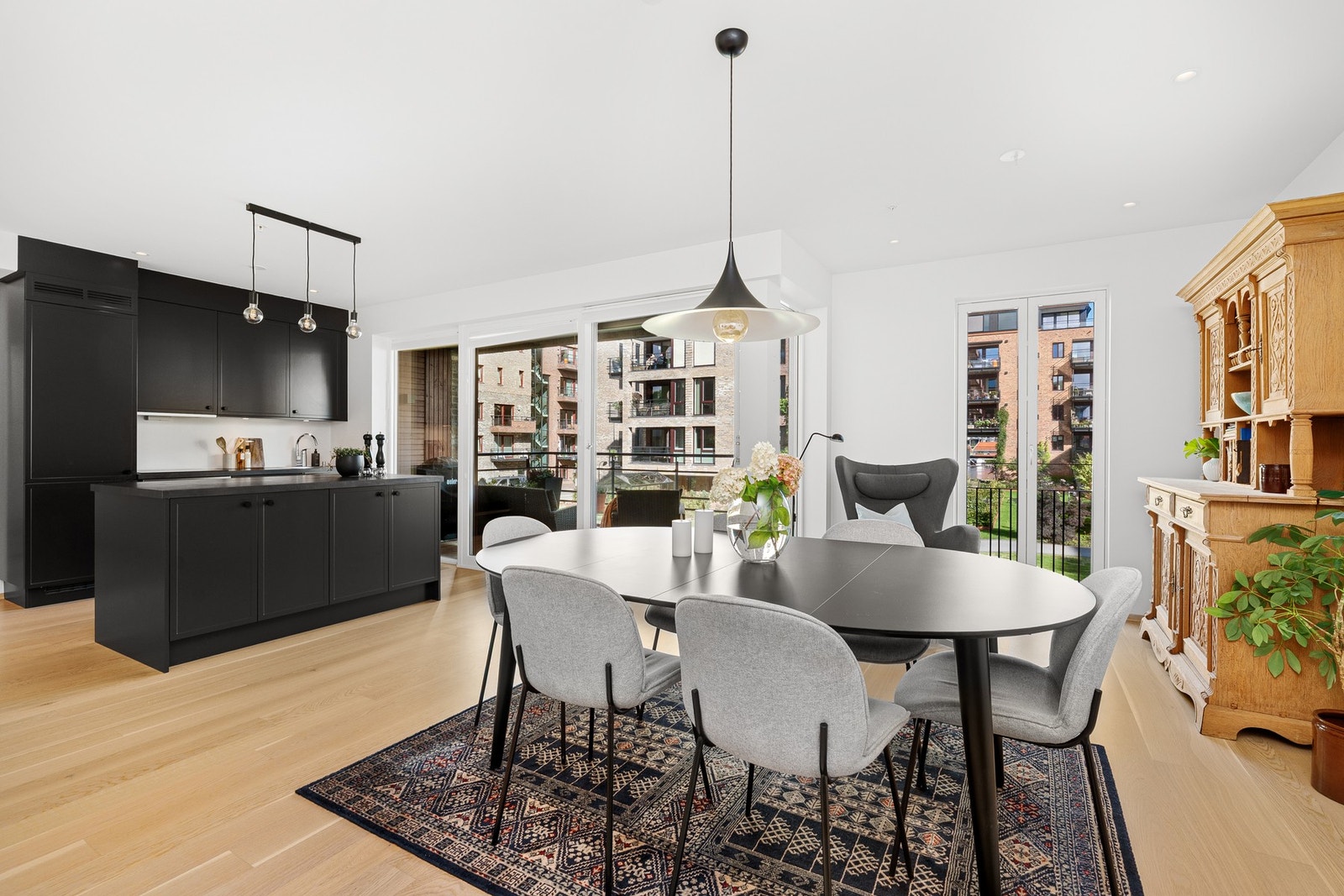 Velkommen til Batterigata 12 v/ Tone Kristine Vik Skomdal i PrivatMegleren! Galleribilde