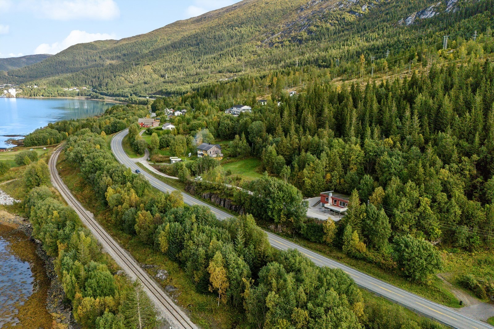 Området rundt Sørlandsveien byr på flotte turmuligheter, med nærhet til både skog og kystlandskap. Galleribilde