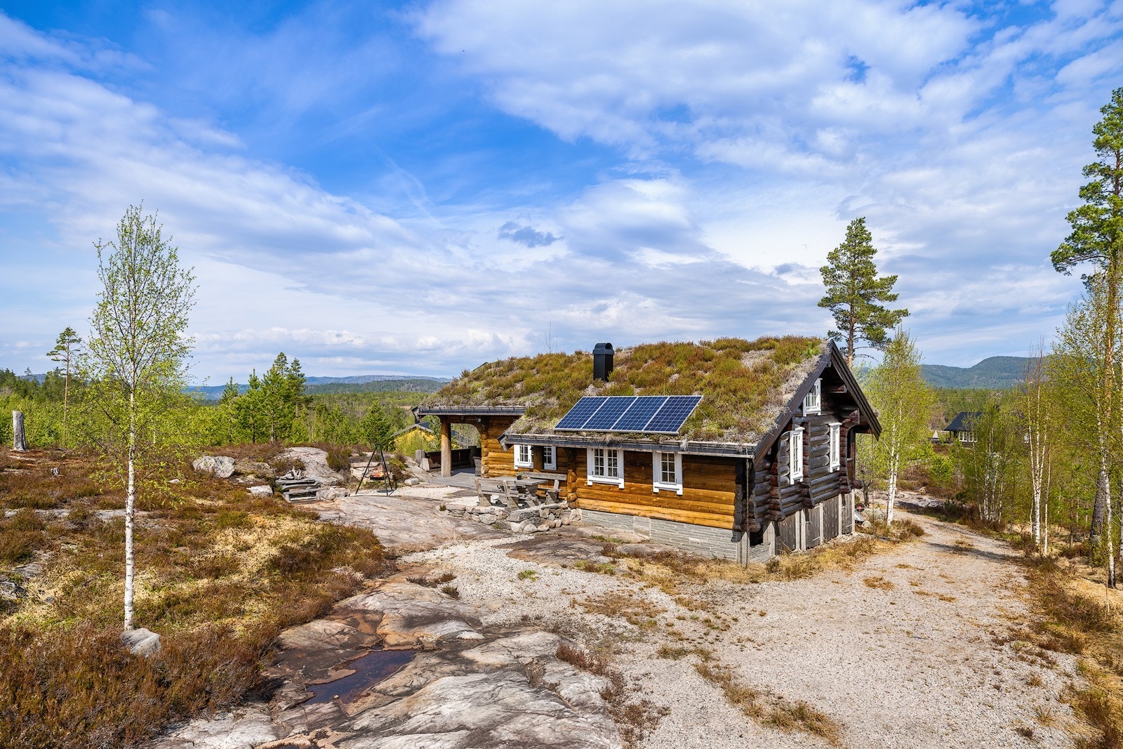 Solcellepanel - 2,4 kW anlegg fra 2020 Galleribilde