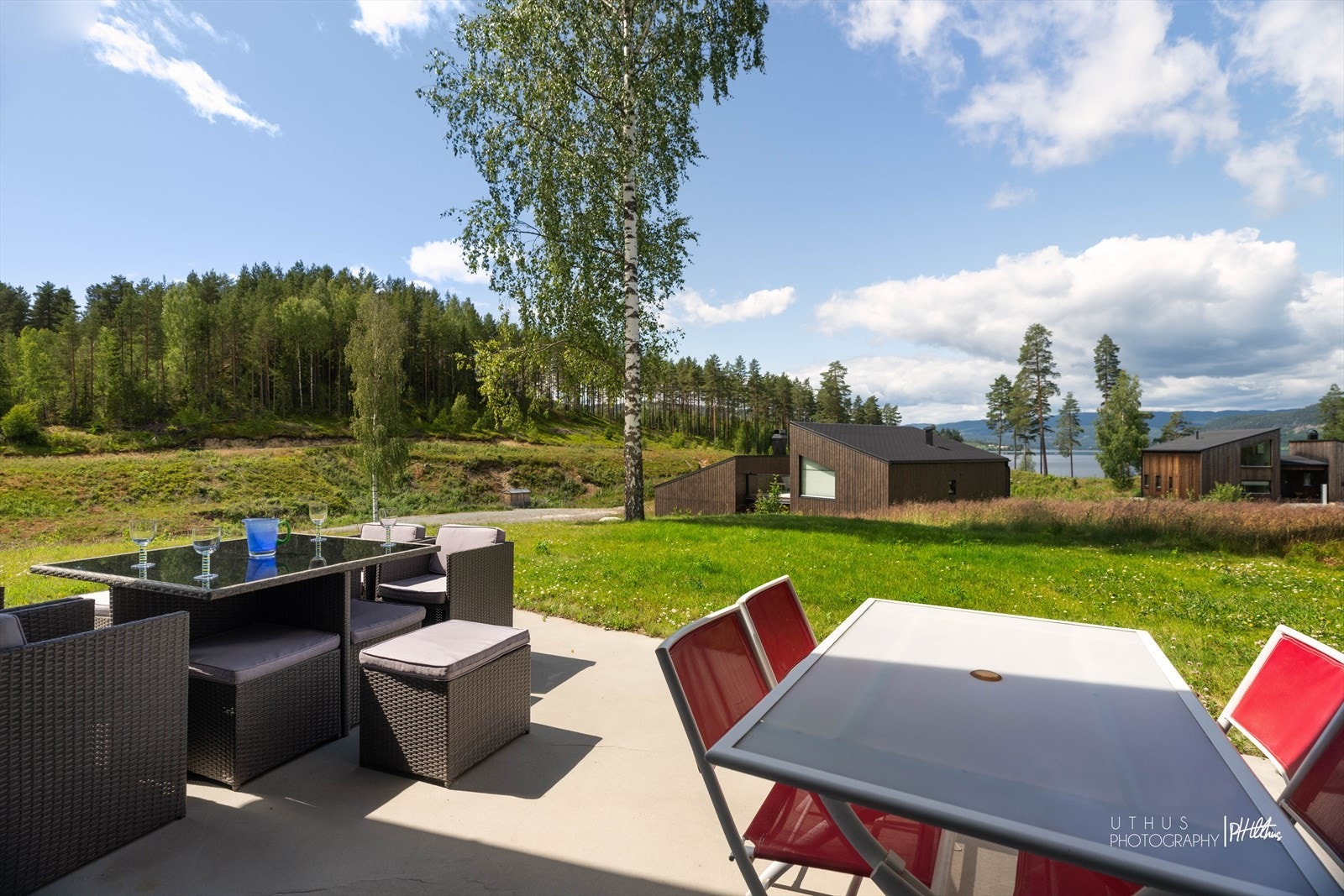 Denne er utført med støpt betongdekke. Galleribilde