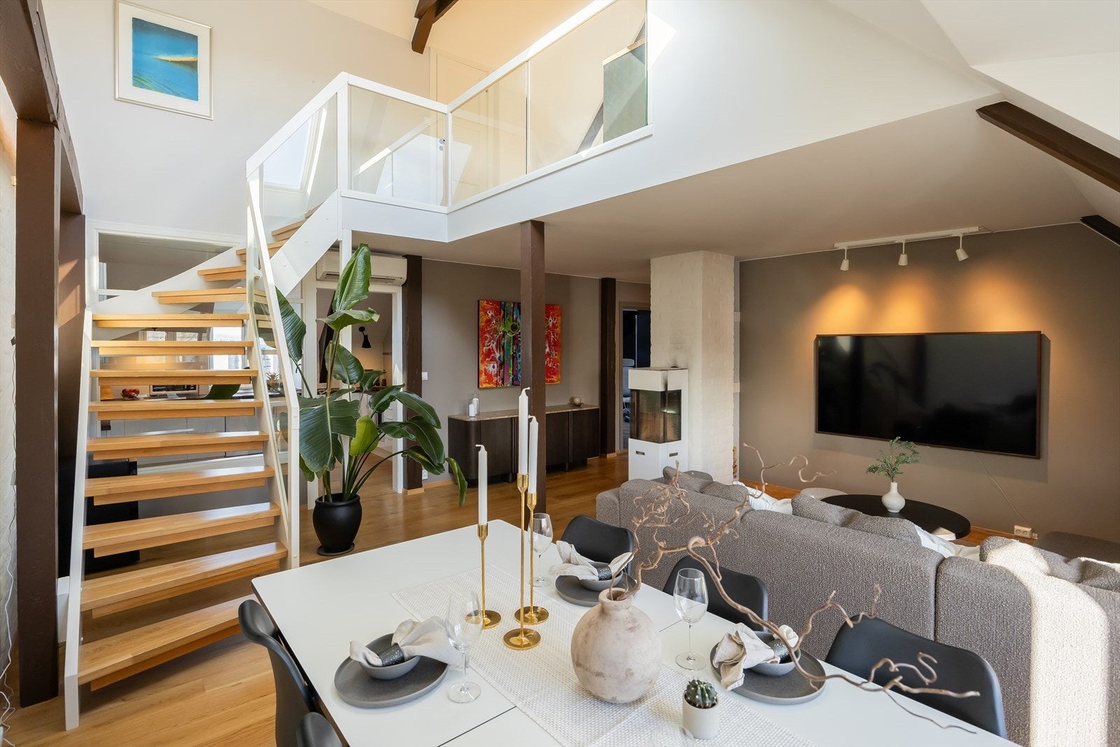 Her er det også god plass til spisegruppe. Galleribilde