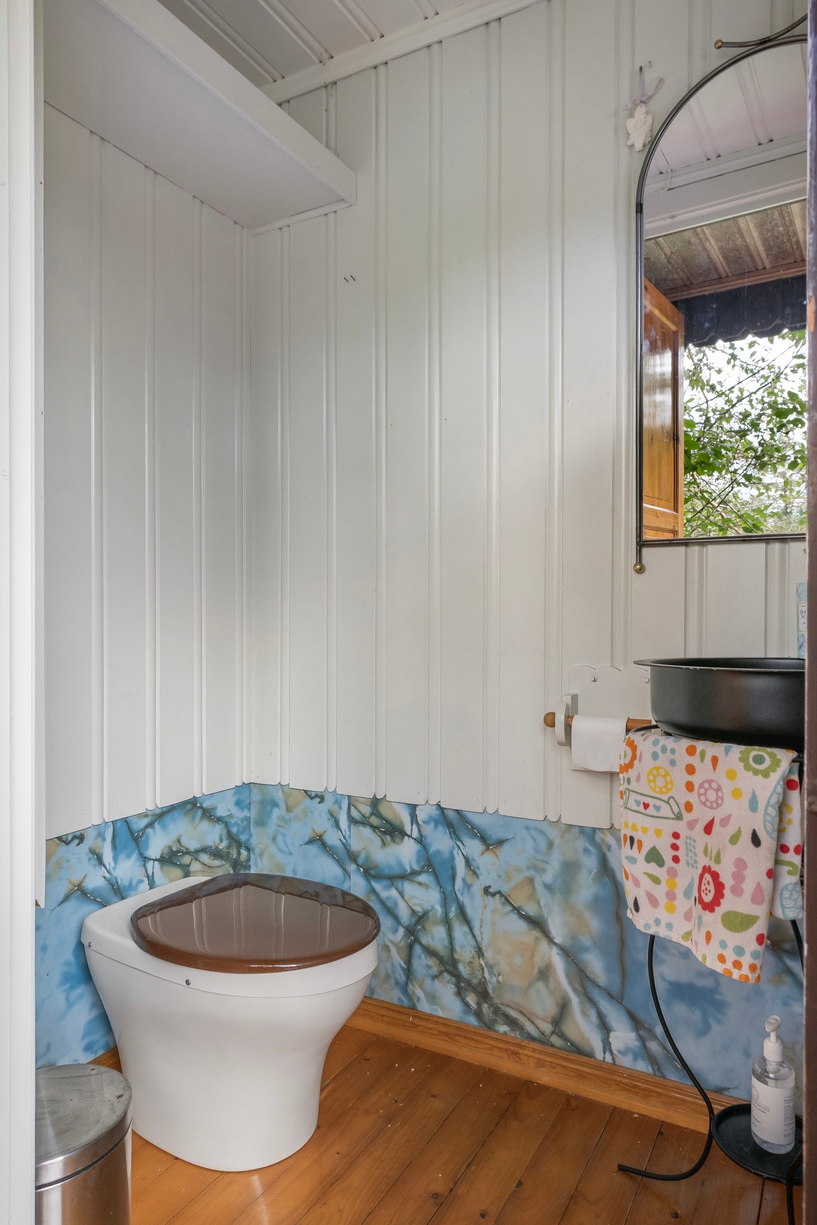 Toalettrom i annekset. Galleribilde