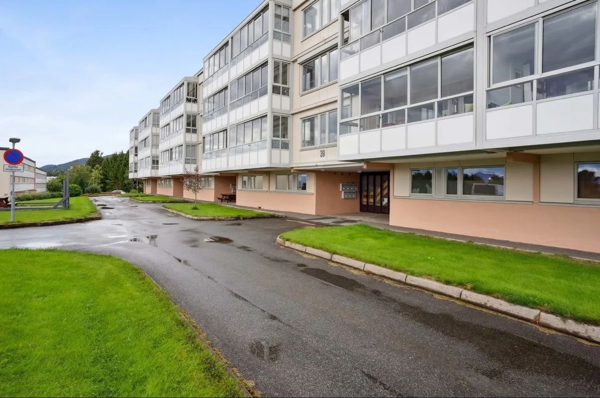 Uteområde/fasade. Galleribilde