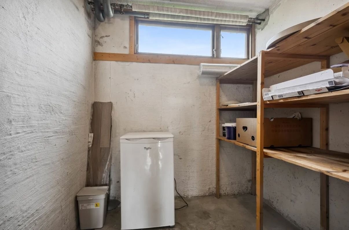 Tilhørende bod på 4 kvm. Galleribilde