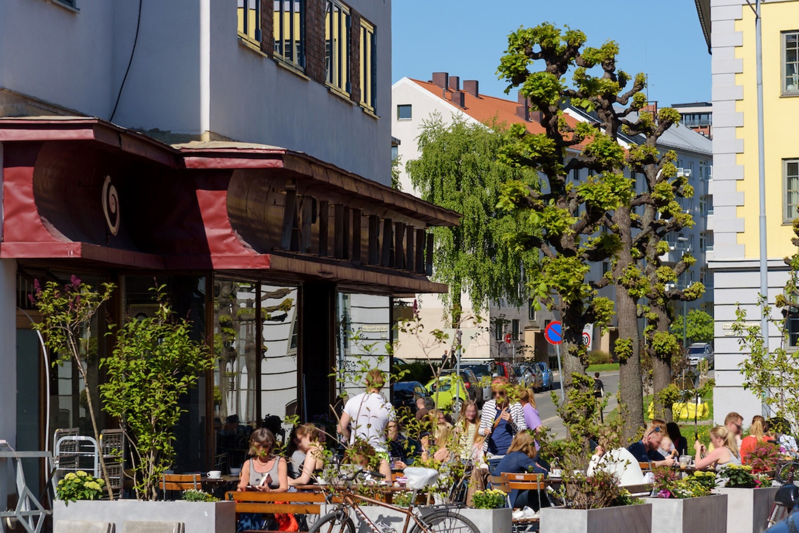 Åpent Bakeri i gangavstand. Galleribilde