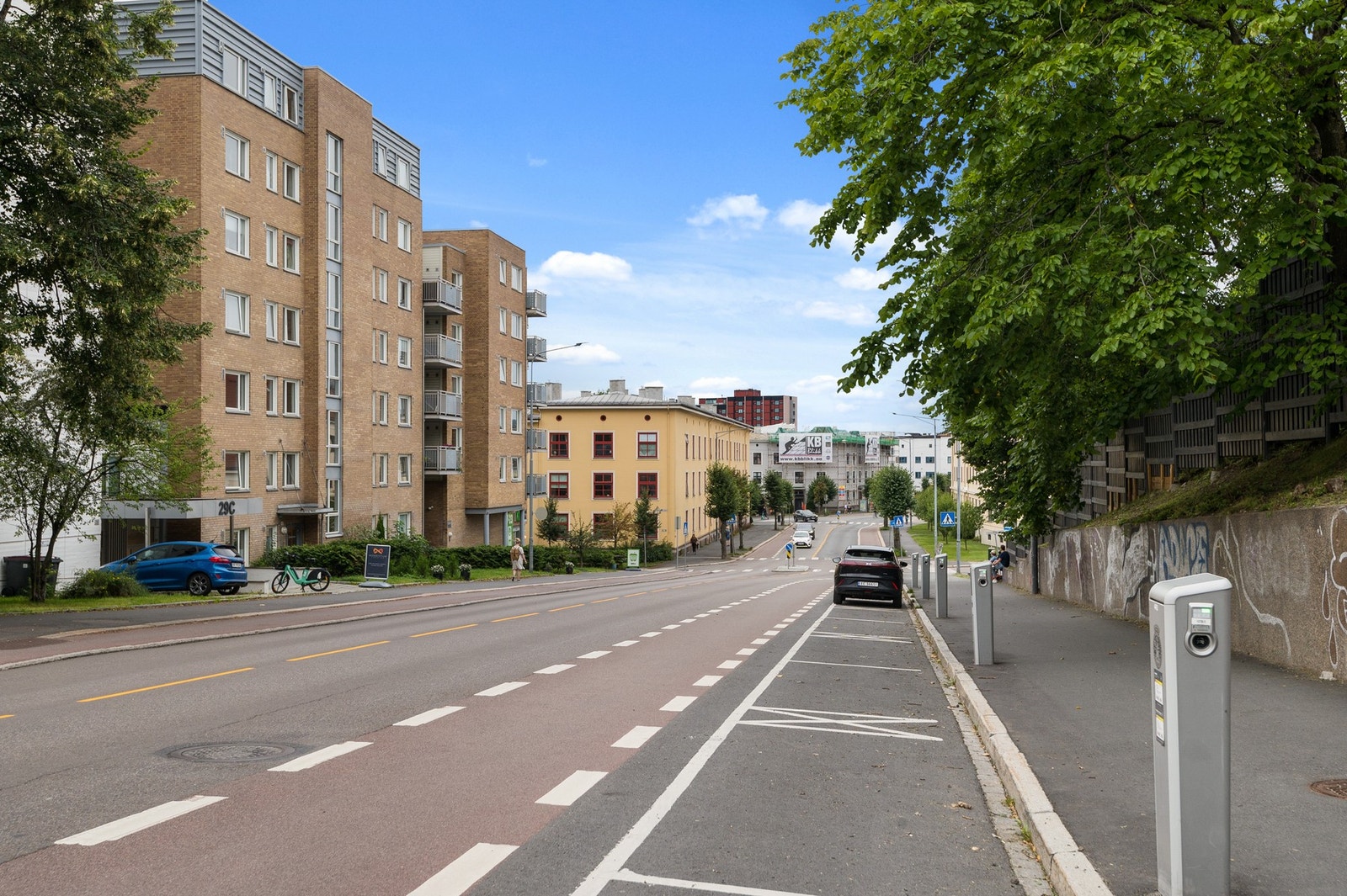 Sameie består av 127 boligseksjoner og 1 næringsseksjon. Galleribilde