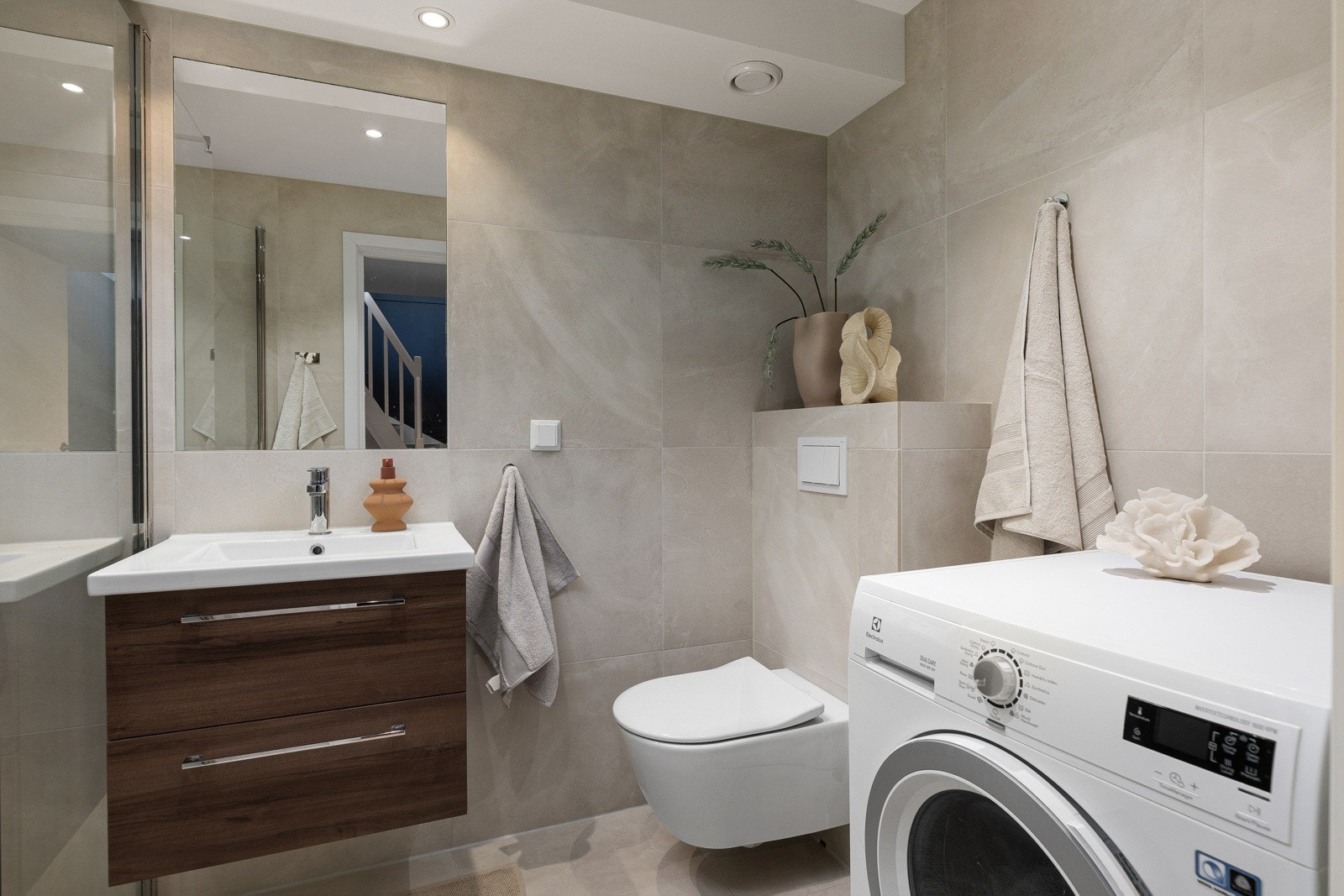 - Delikat bad totalrenovert i 2019 - Galleribilde