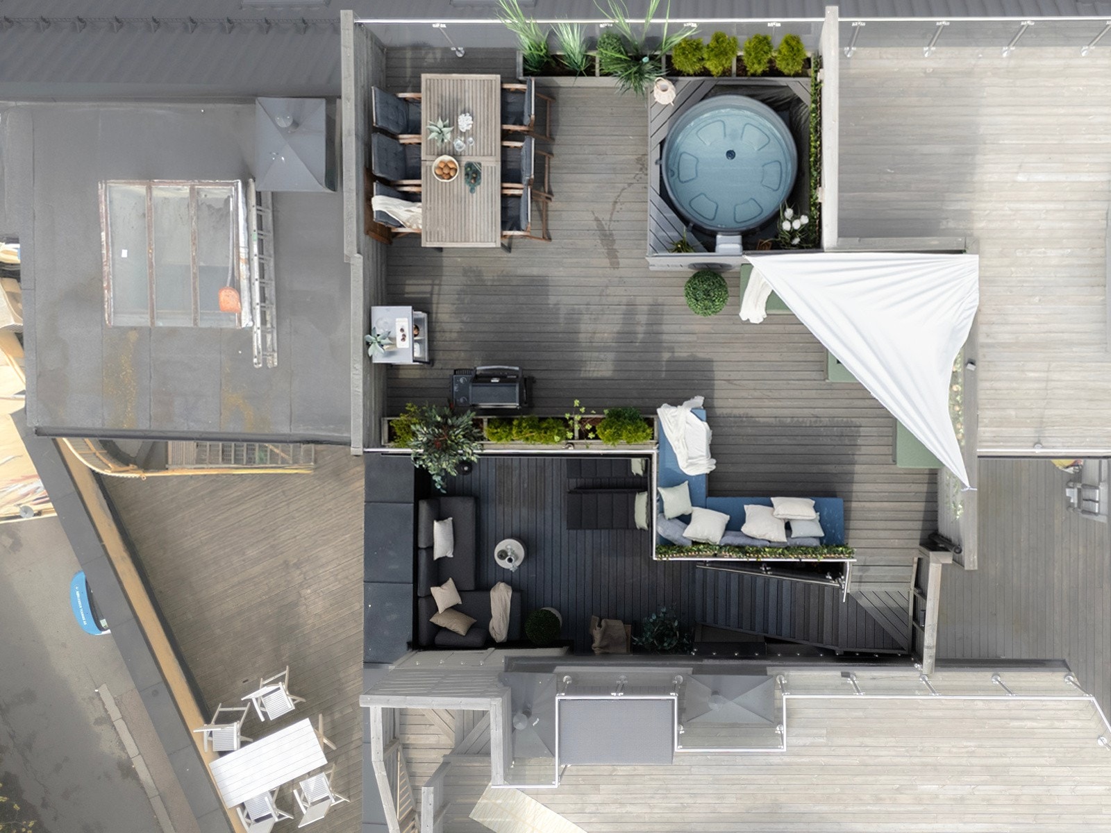 - Dronefoto av takterrassen - Galleribilde