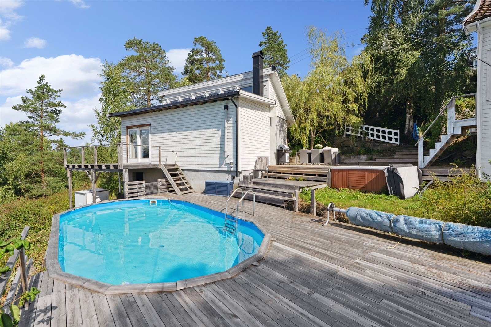 Basseng, jacuzzi og drivhus. Galleribilde