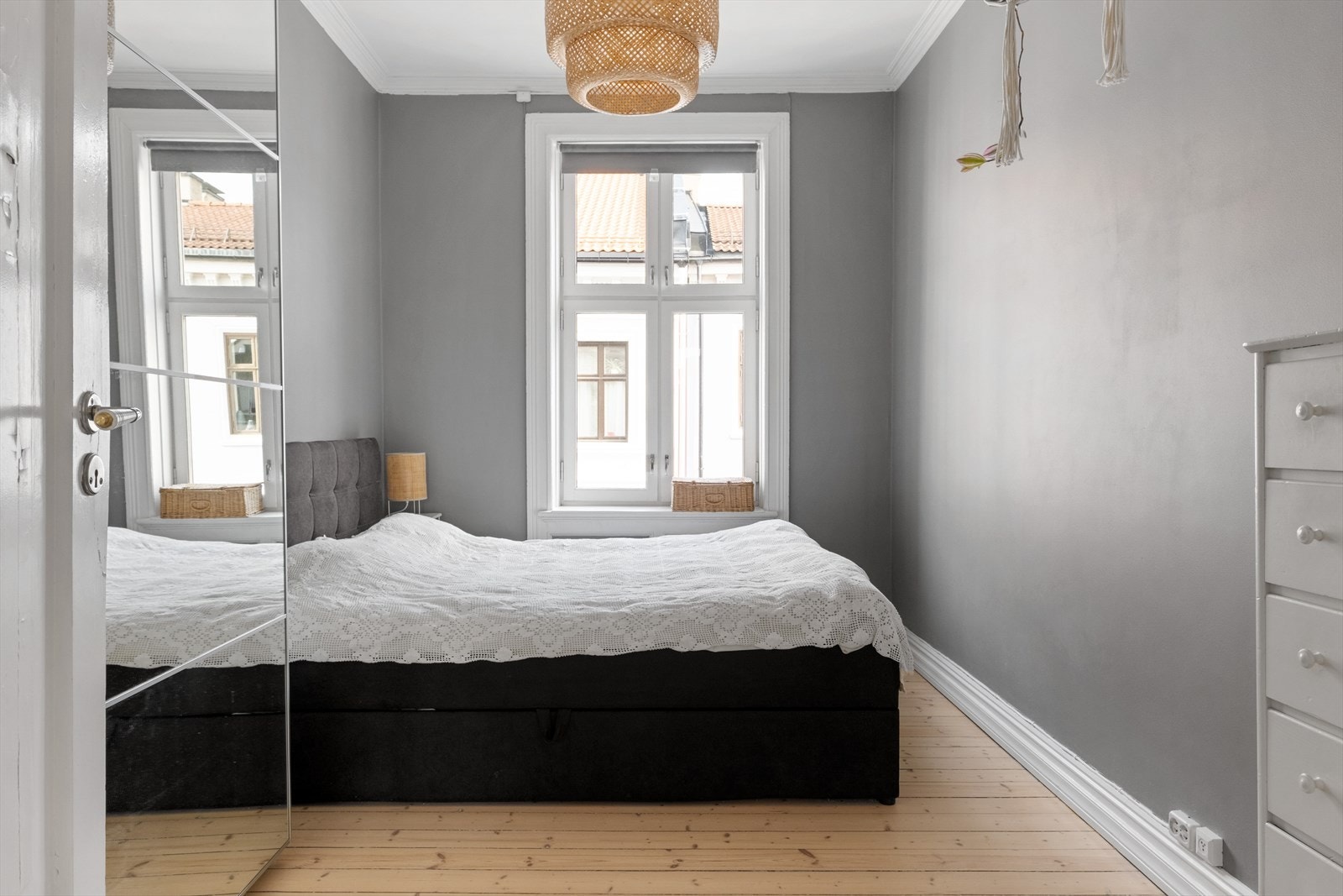 - Romslig soverom - Galleribilde