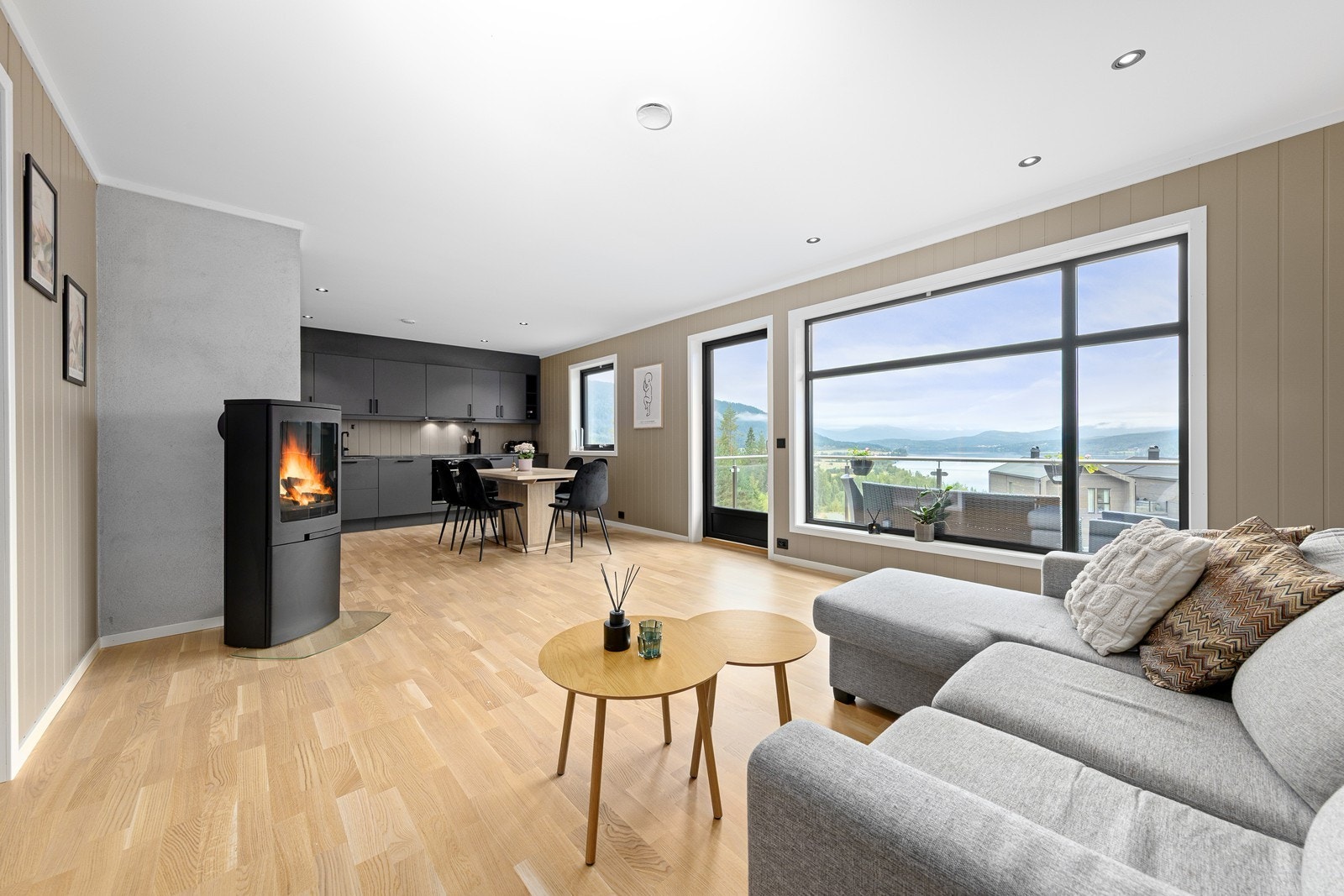 Velkommen til Karivelta 6 - Presentert av Kristian Ruud i Eiendomsmegler 1 Modum Galleribilde