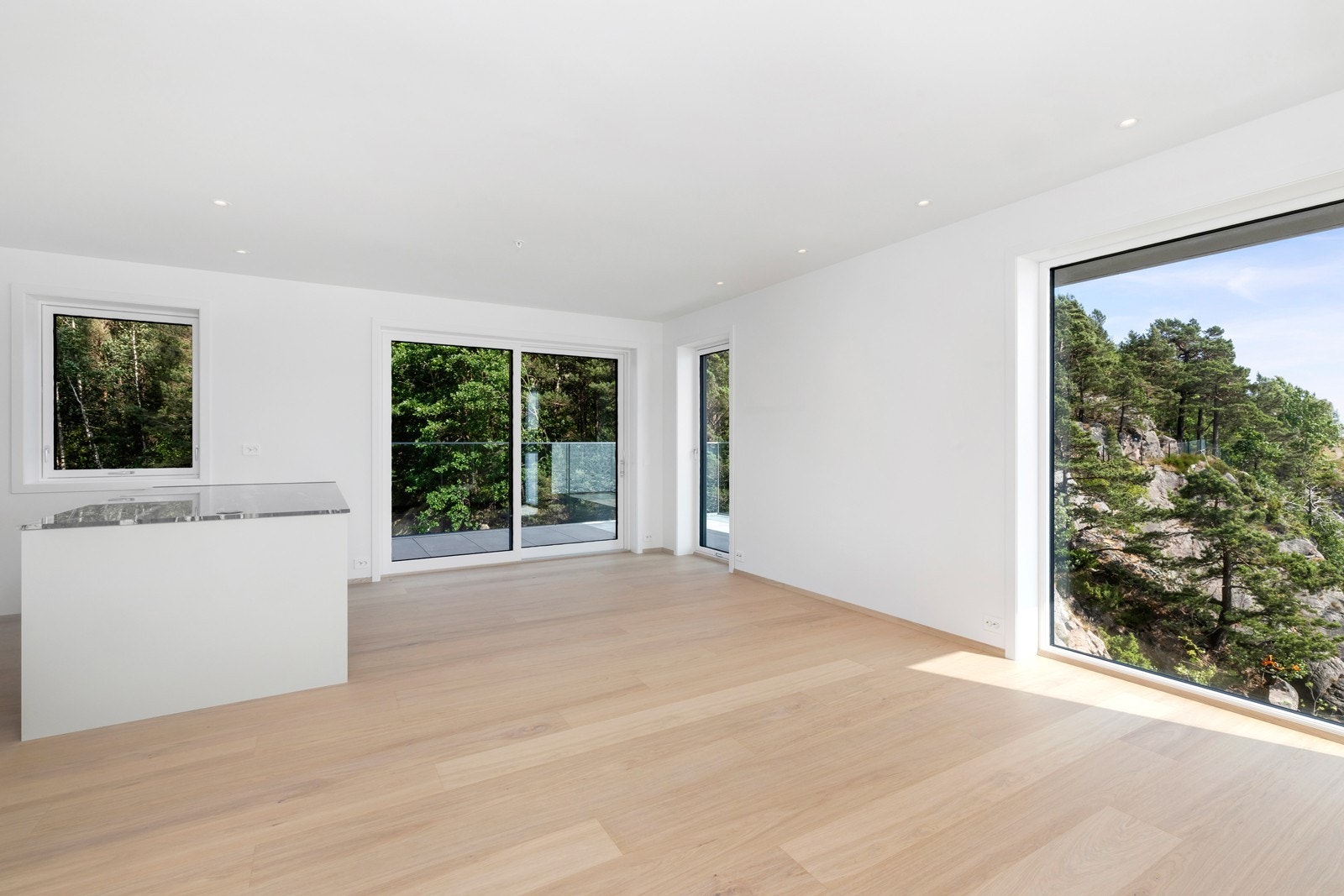 Rikelig med vindusflater. Galleribilde