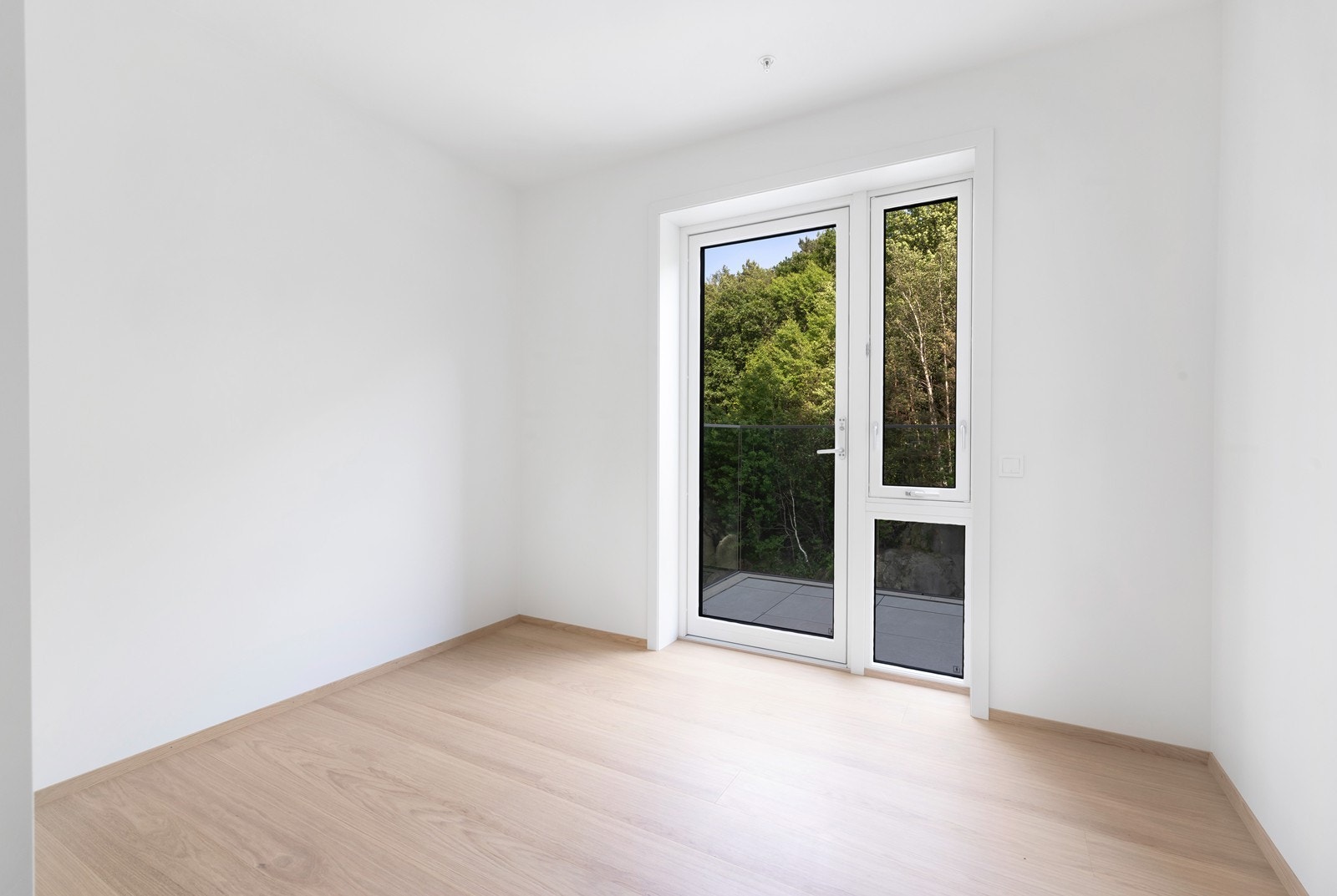 Soverom 1 med god plass til seng og skap. Galleribilde