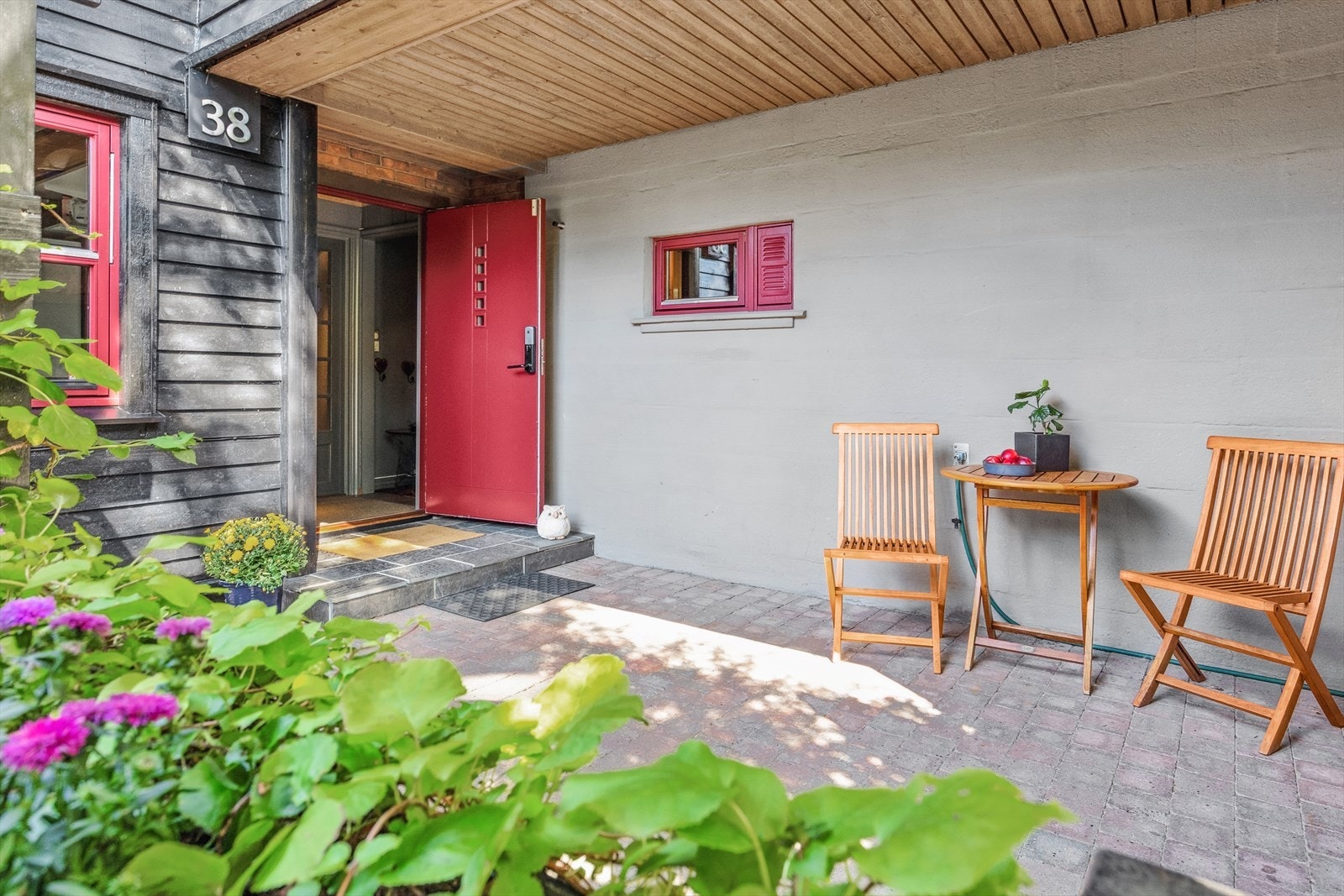 Hyggelig inngangsparti. Galleribilde