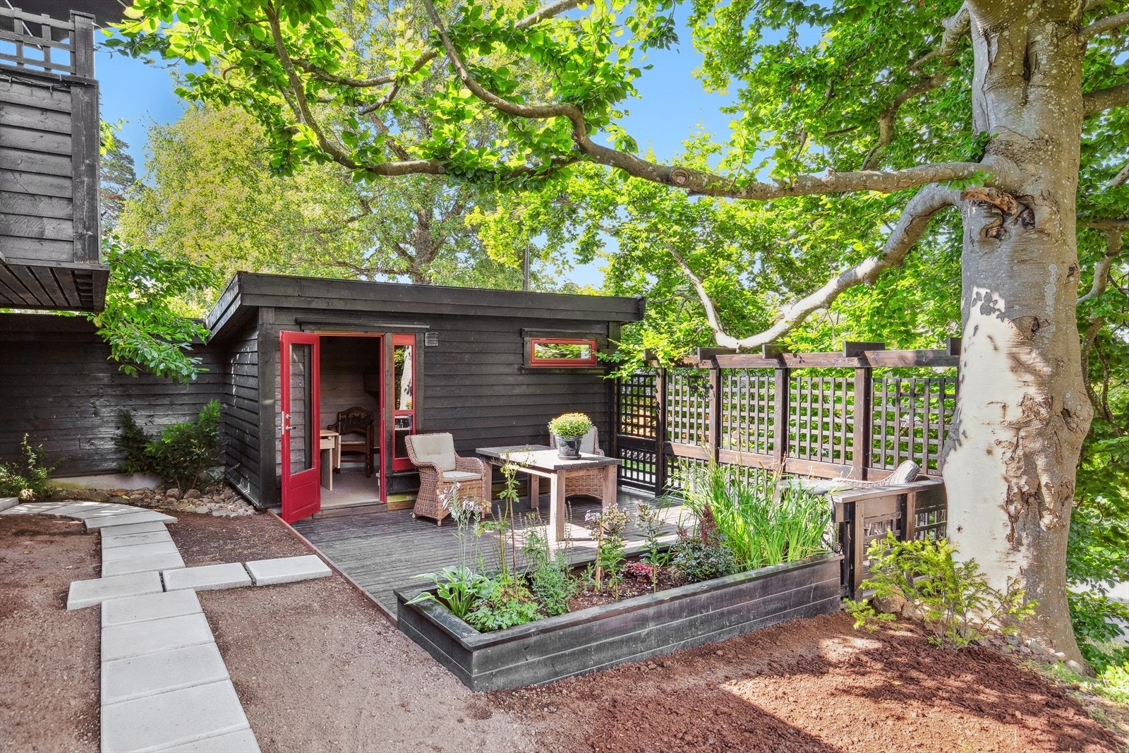 Uteplass utenfor boden. Galleribilde