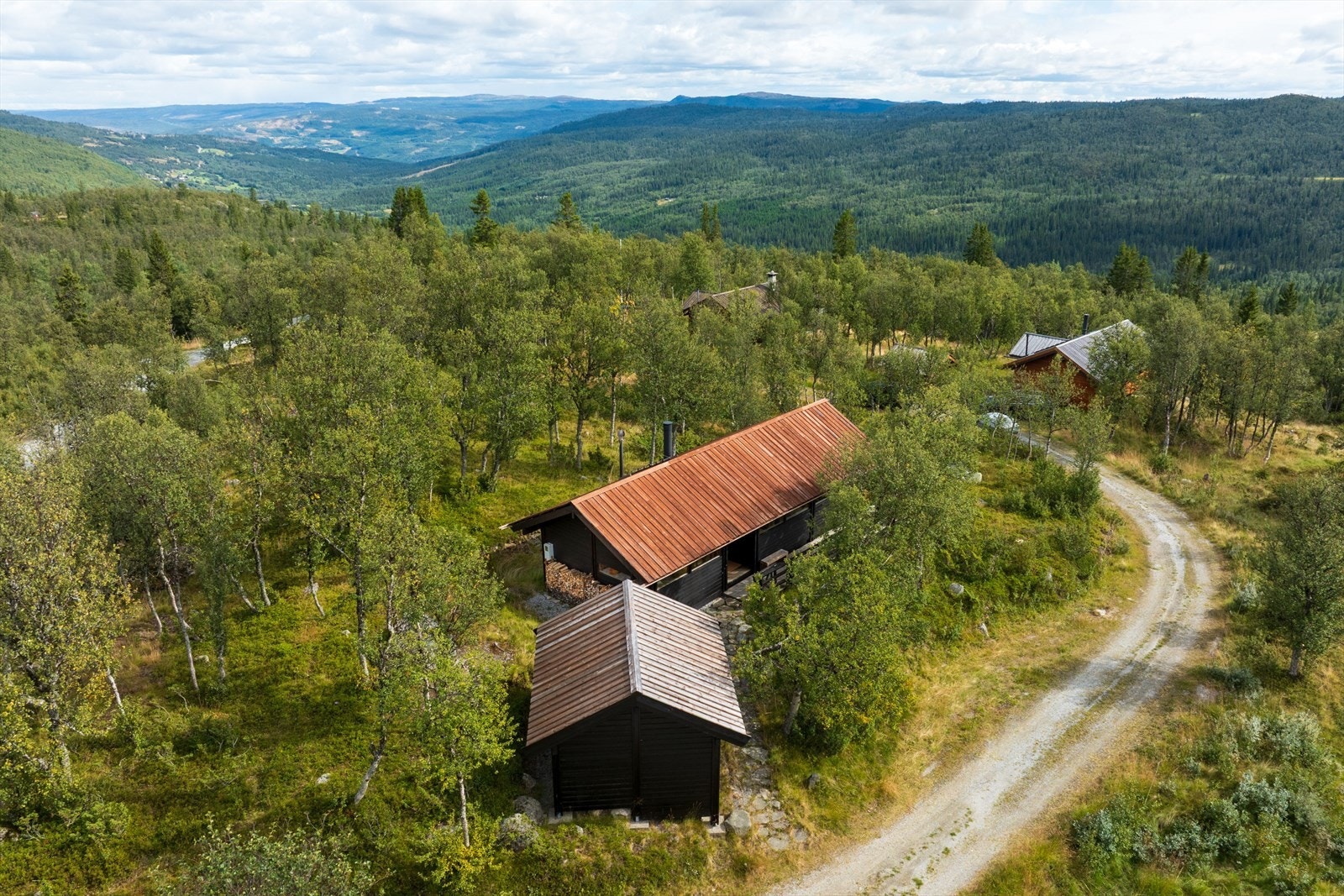 Hovedhytte og anneks med soverom og badstue Galleribilde