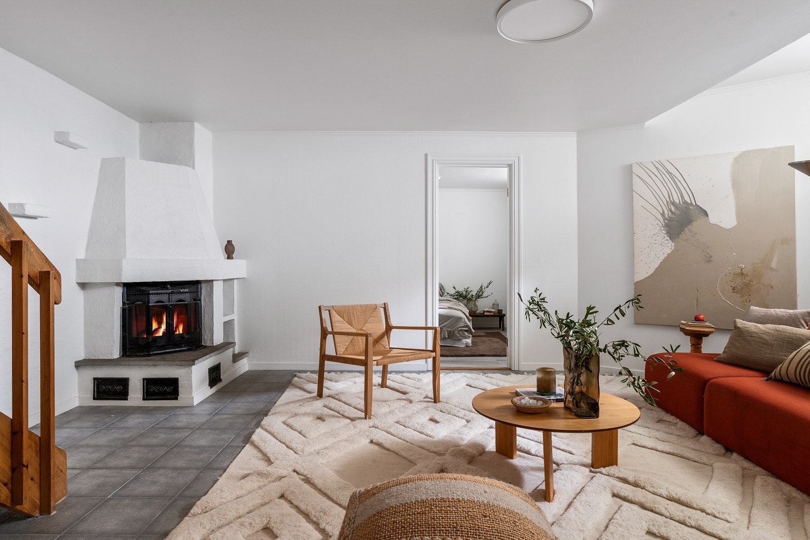 Gode møbleringsmuligheter i kjellerstuen. Galleribilde