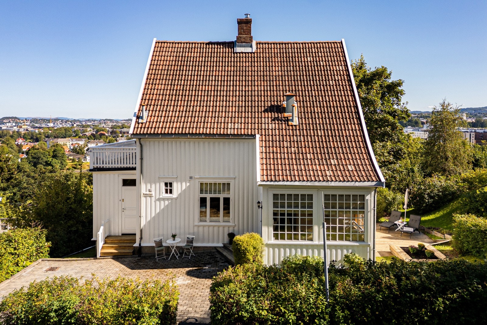 Særegent og klassisk preg på boligen. Galleribilde