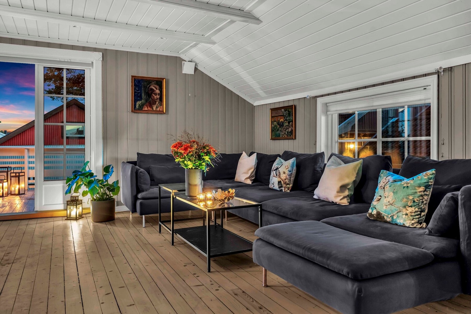 Gode vindusflater med rikelig lys og utsikt Galleribilde