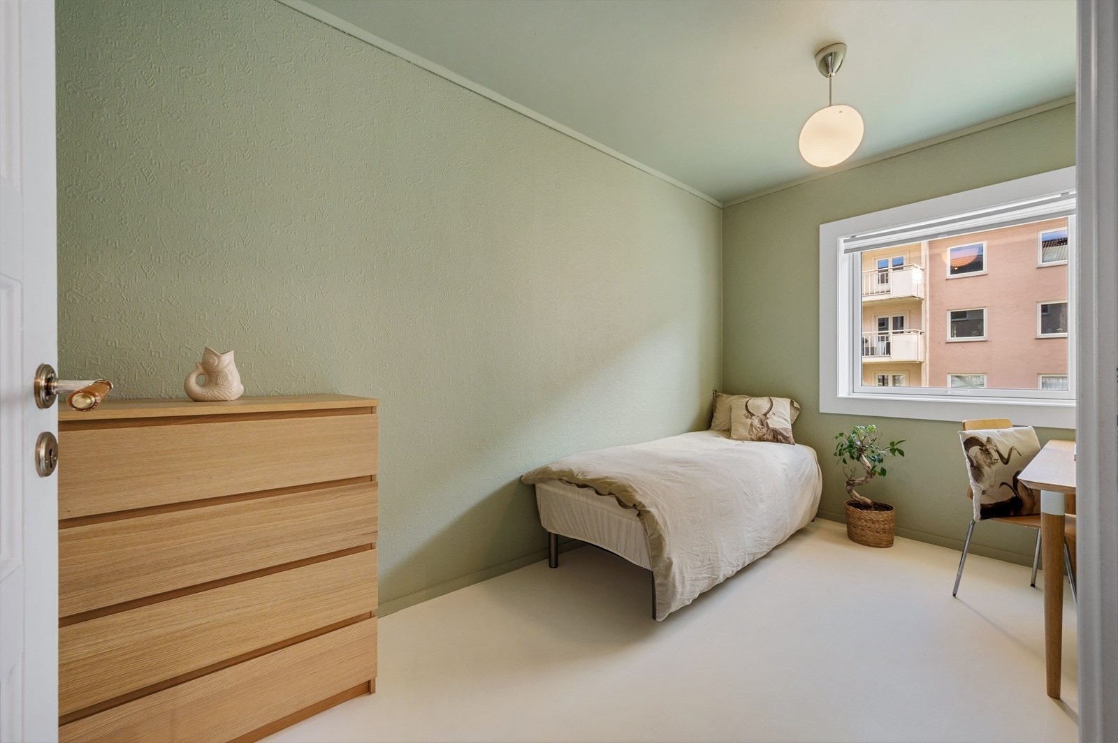- Det andre soverommet måler 9,4 m² - Galleribilde