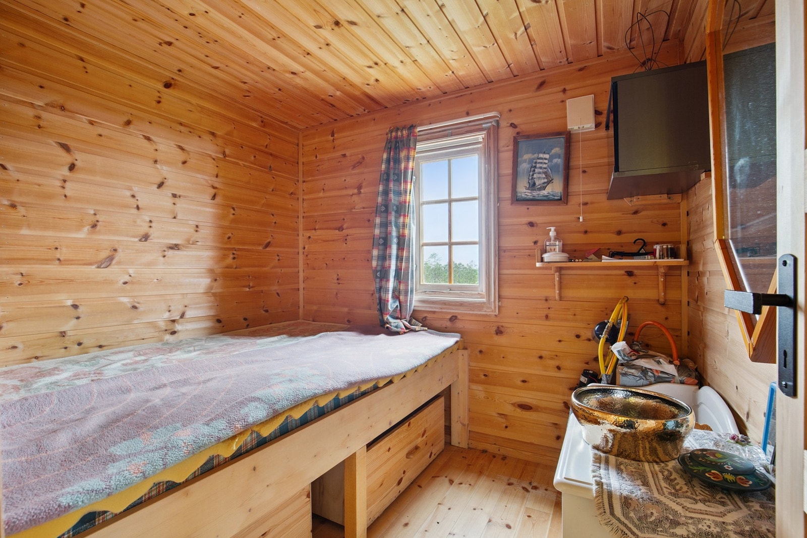 Ett av to soverom Galleribilde