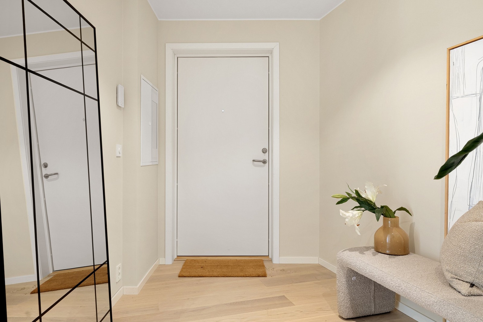 Det medfølger en ekstern bod for ekstra oppbevaringsplass. Galleribilde