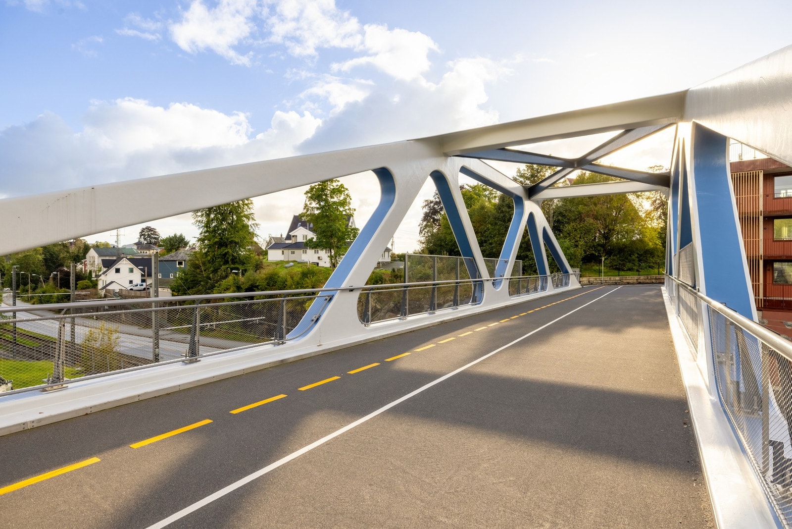 Det er også gangavstand til dagligvarebutikk, hvor Rema 1000 er nærmeste. Galleribilde