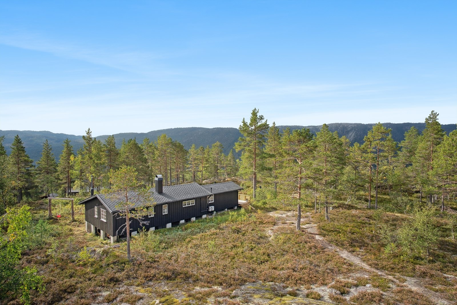 Usjenert og solrik beliggenhet. Galleribilde