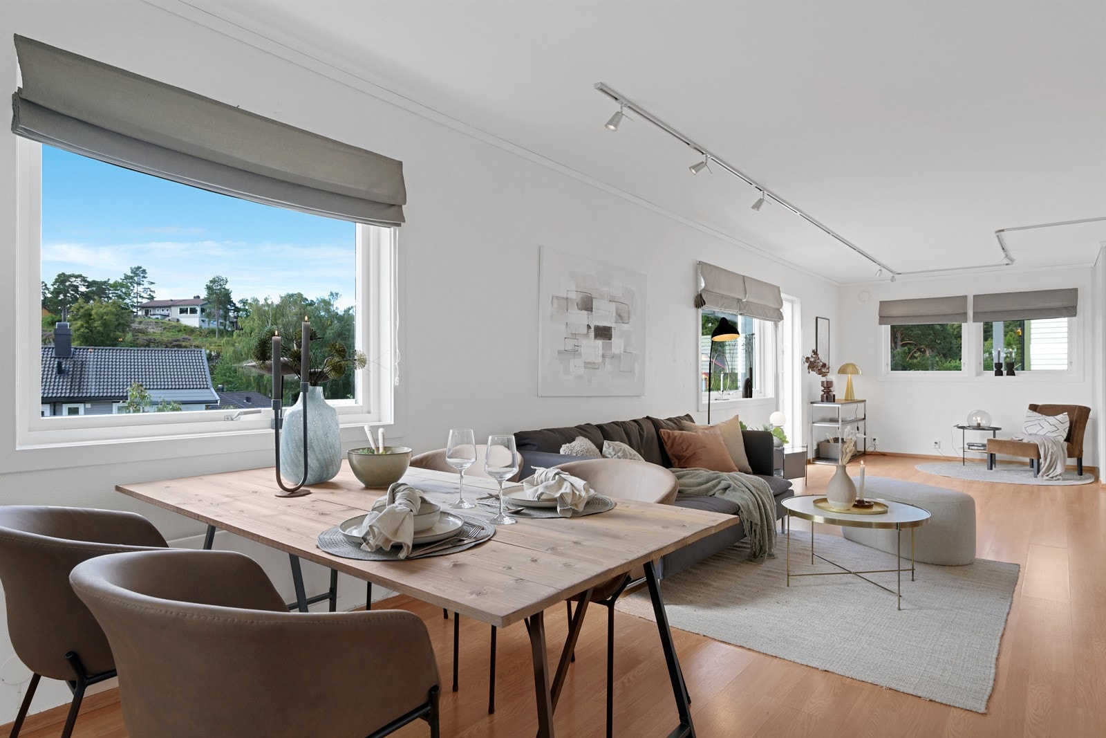 Stue/kjøkken 1. etasje Galleribilde