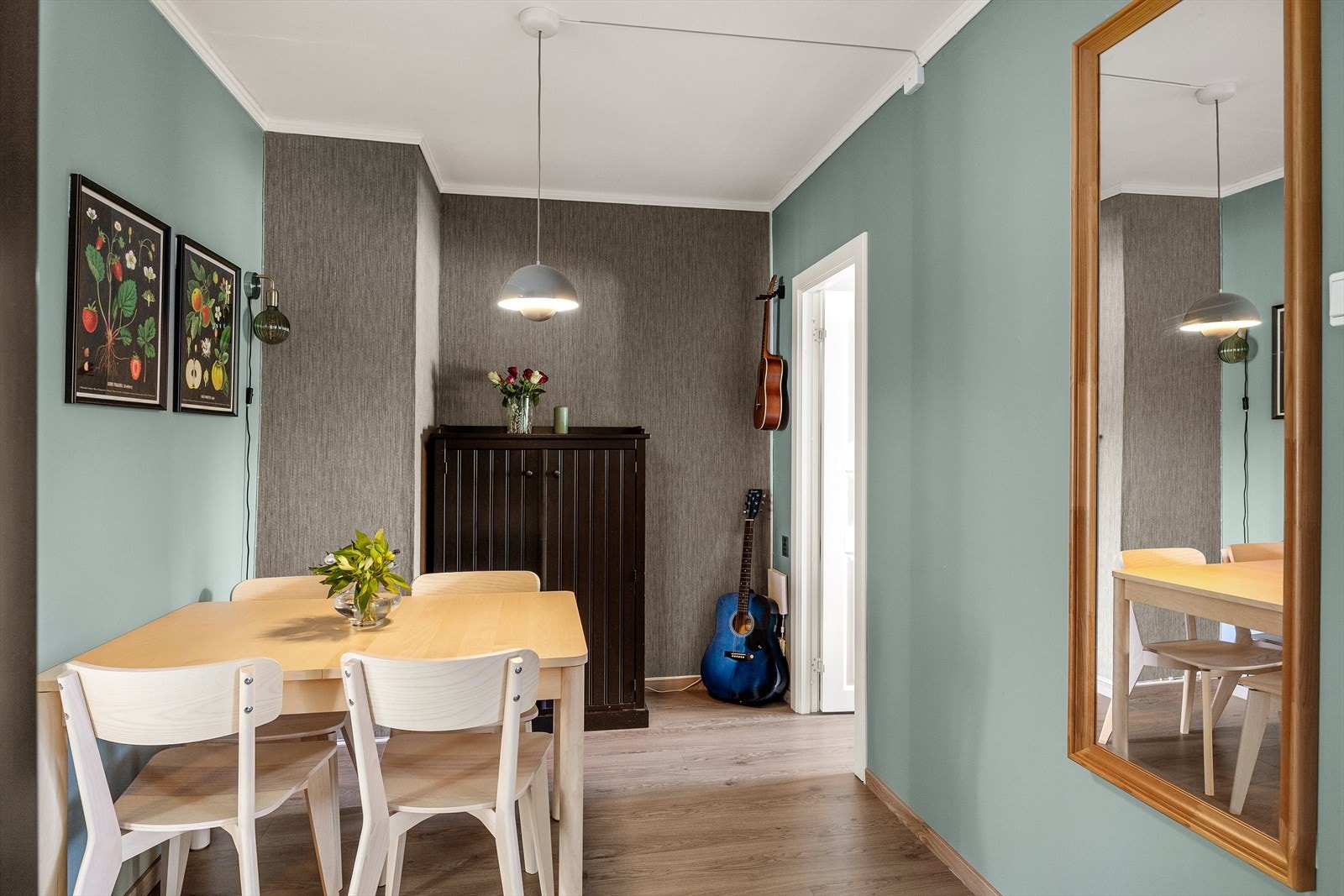 Her kan du invitere familie og venner til hyggelige middager Galleribilde