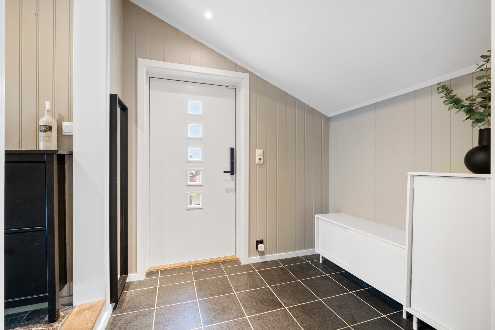 Entréen. Velkommen inn! Galleribilde