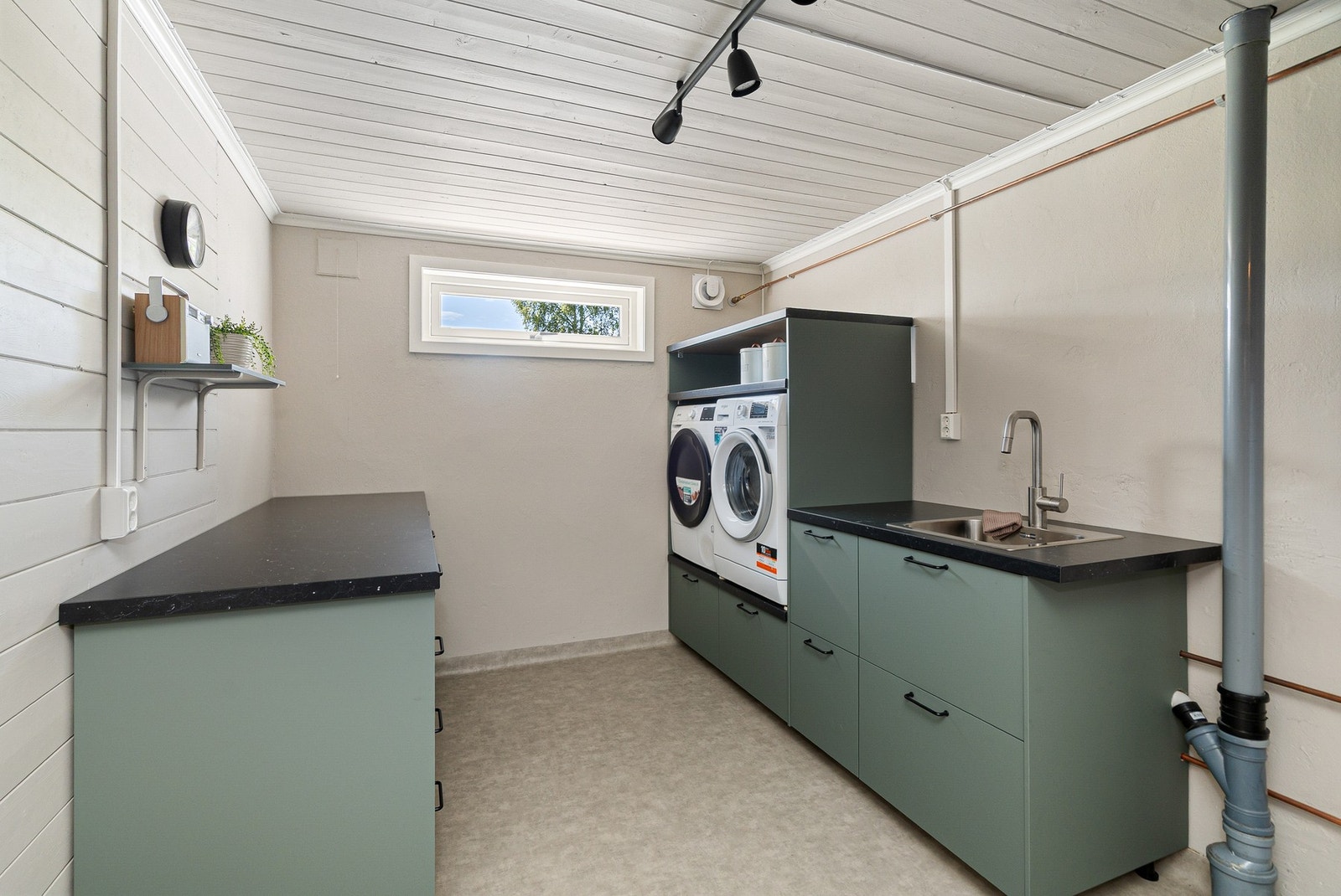 Stort og romslig vaskerom. Galleribilde