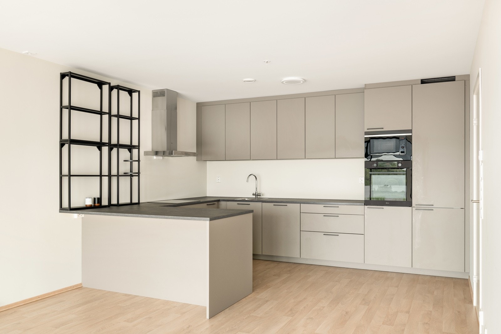 Stilrent kjøkken Galleribilde