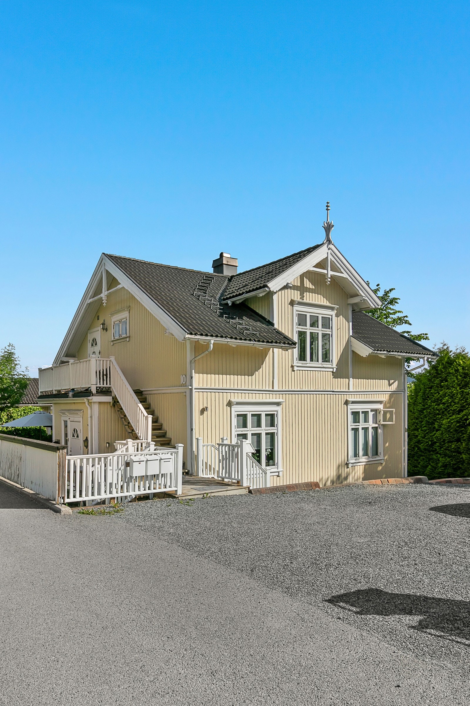 Augonsplassen 10A Galleribilde