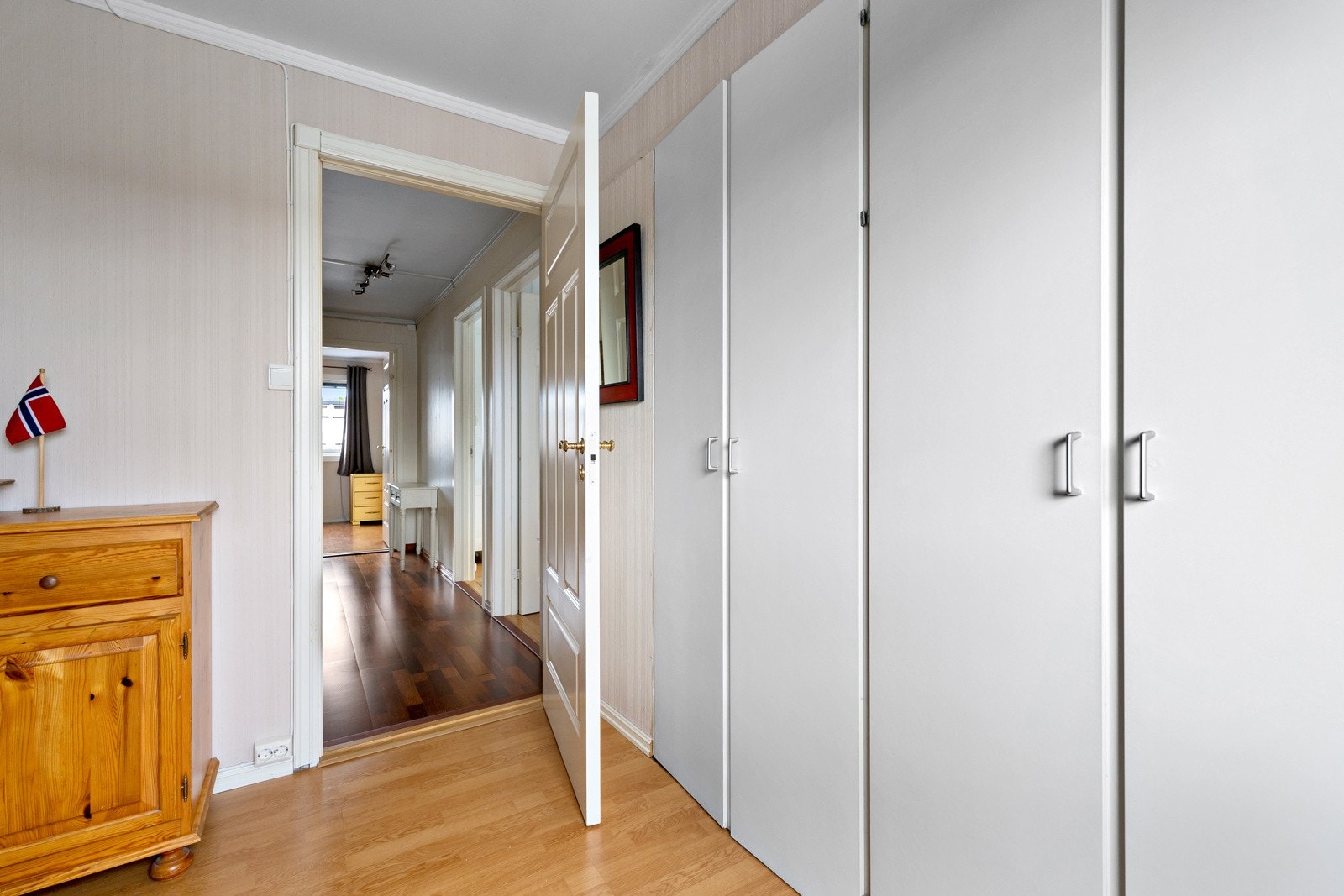 Soveorm 4. Galleribilde