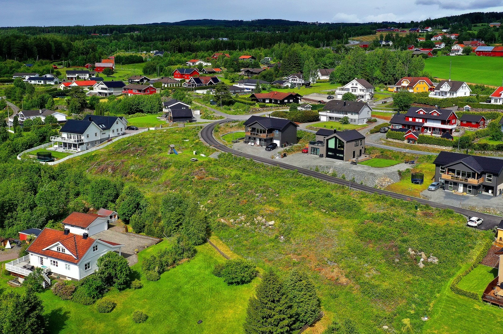 Kun 1 ledig tomt i Liengvegen 11. Galleribilde