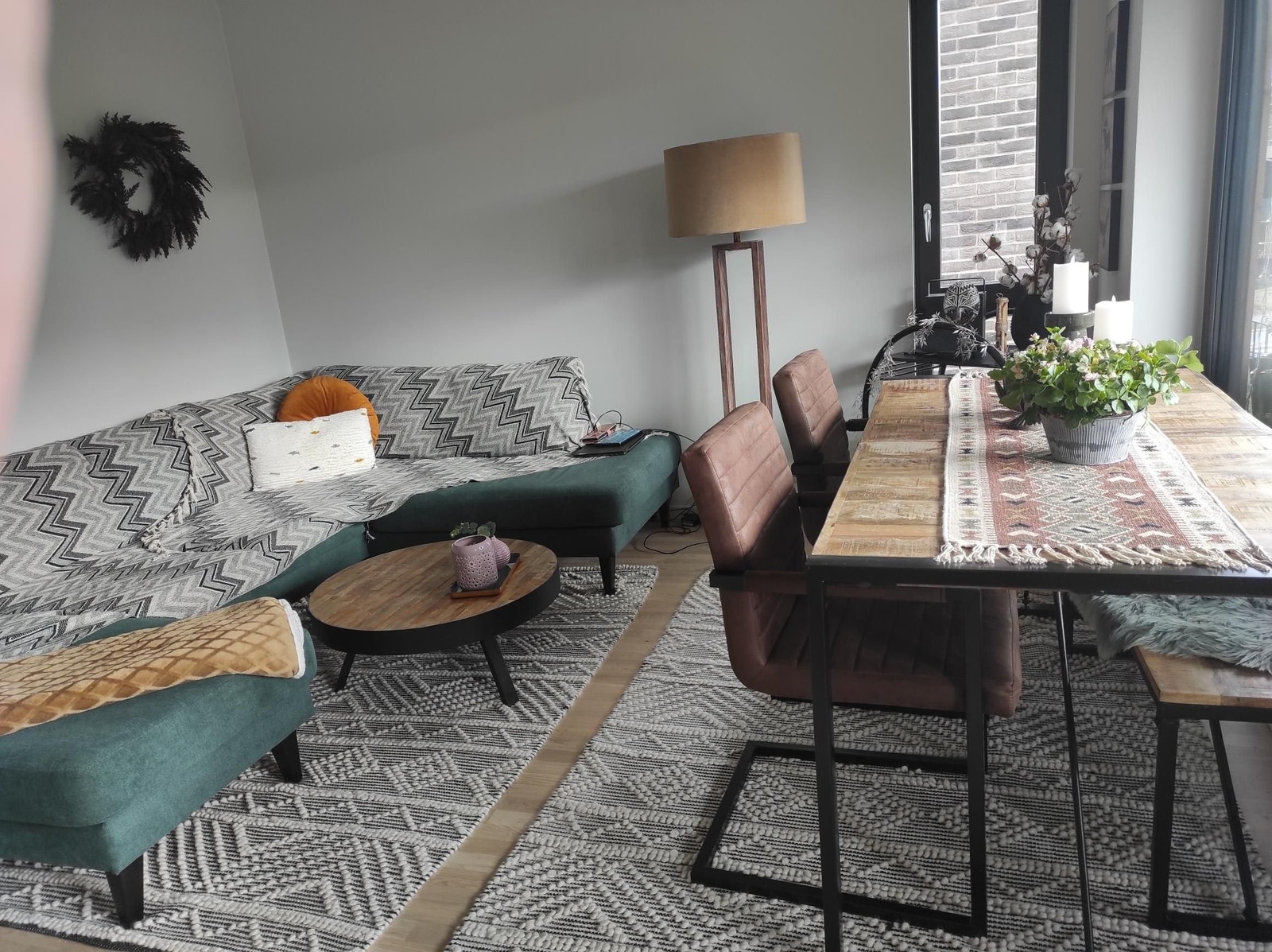 Stue og kjøkken Galleribilde