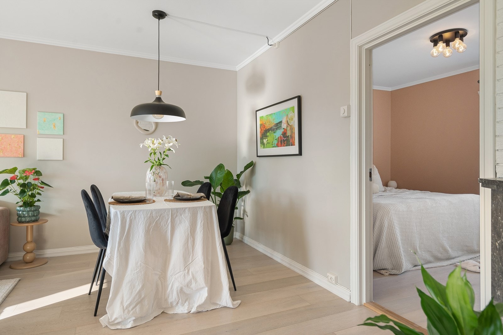 Her er det god plass til å samle familie og venner. Galleribilde