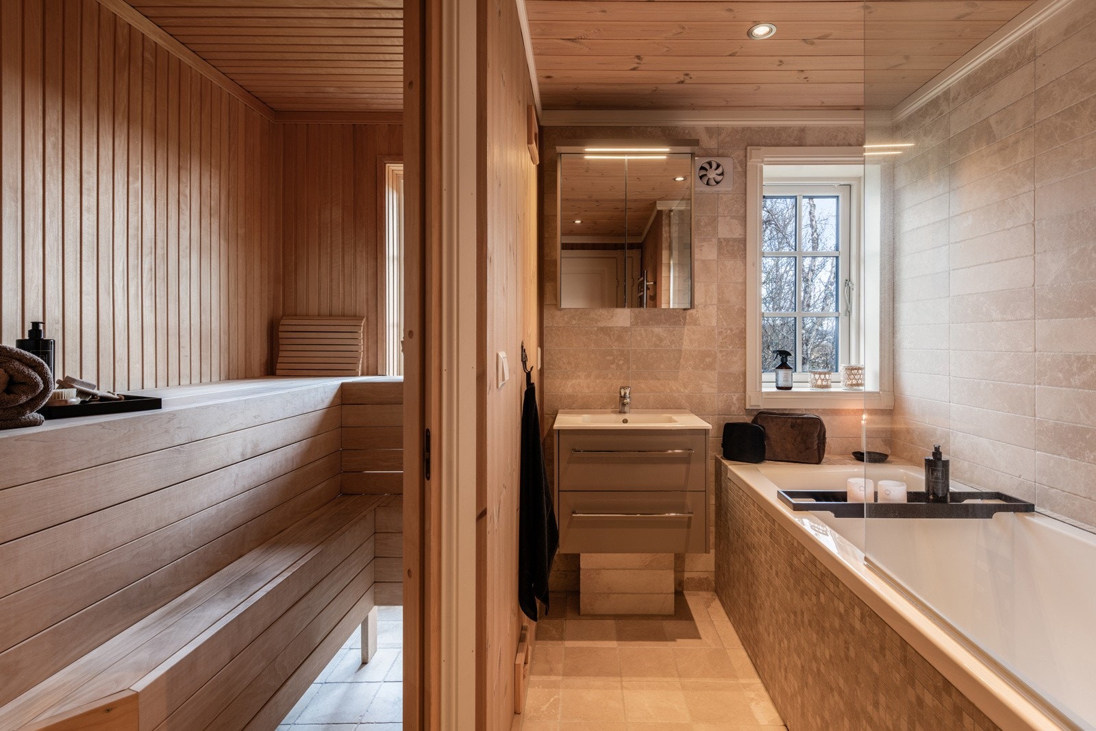 Med badstue og badekar Galleribilde