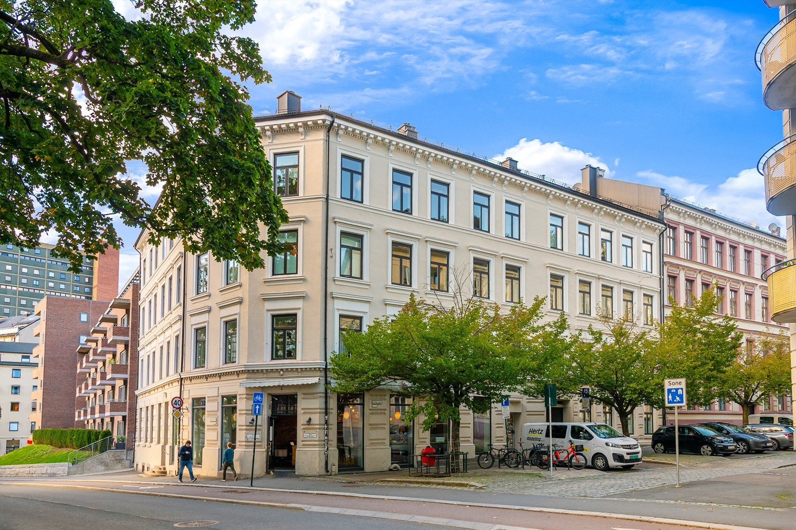 Fasade. Galleribilde