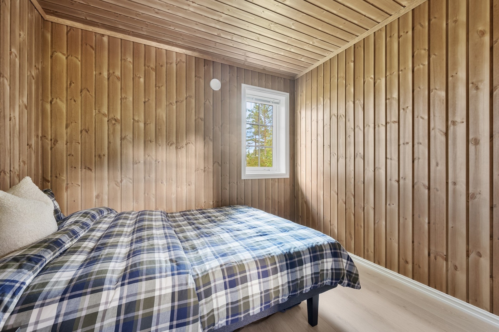 Soverom 2 har også en god størrelse. Galleribilde