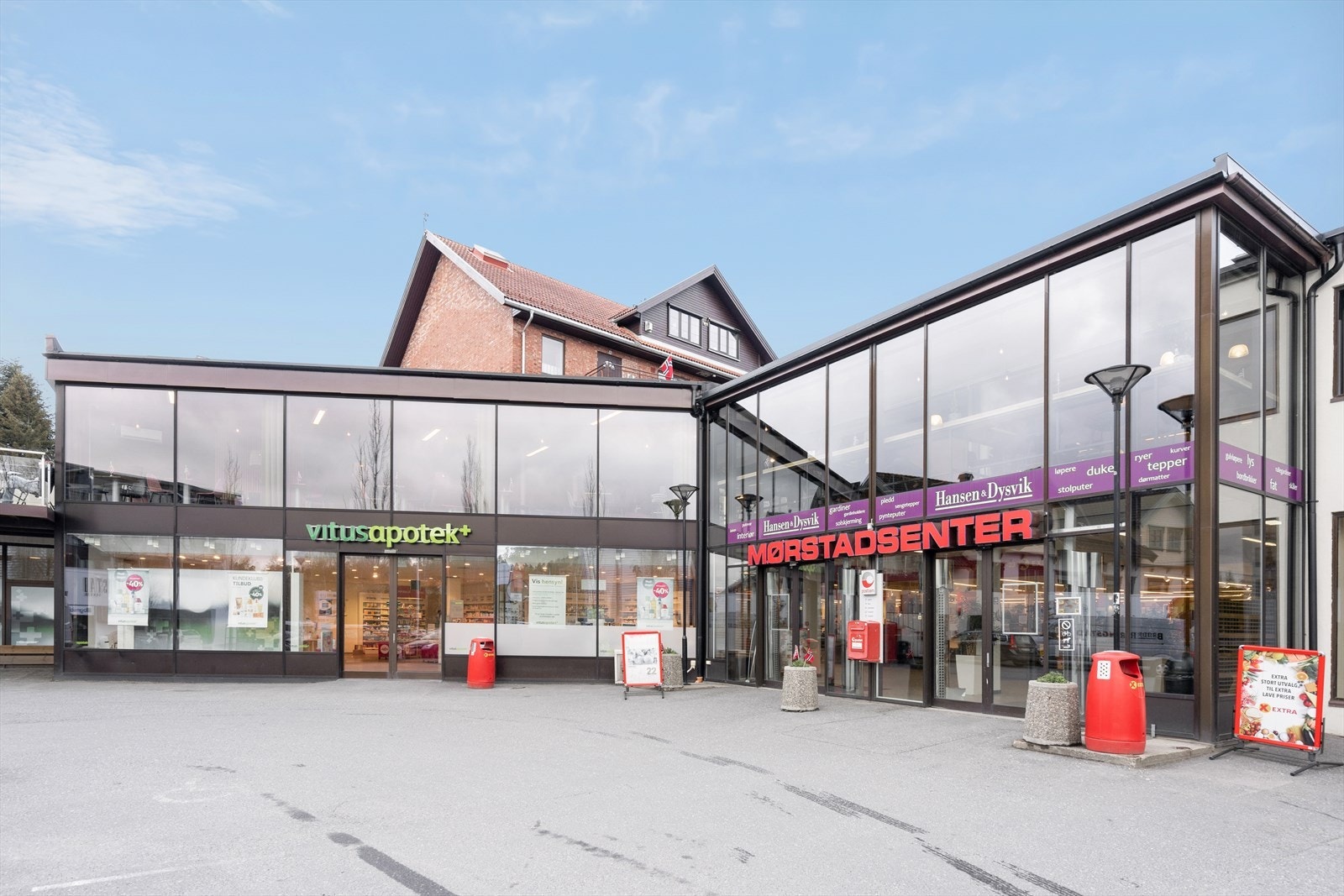 Mysen sentrum har et lite utvalg av butikker og servicefunksjoner. Galleribilde