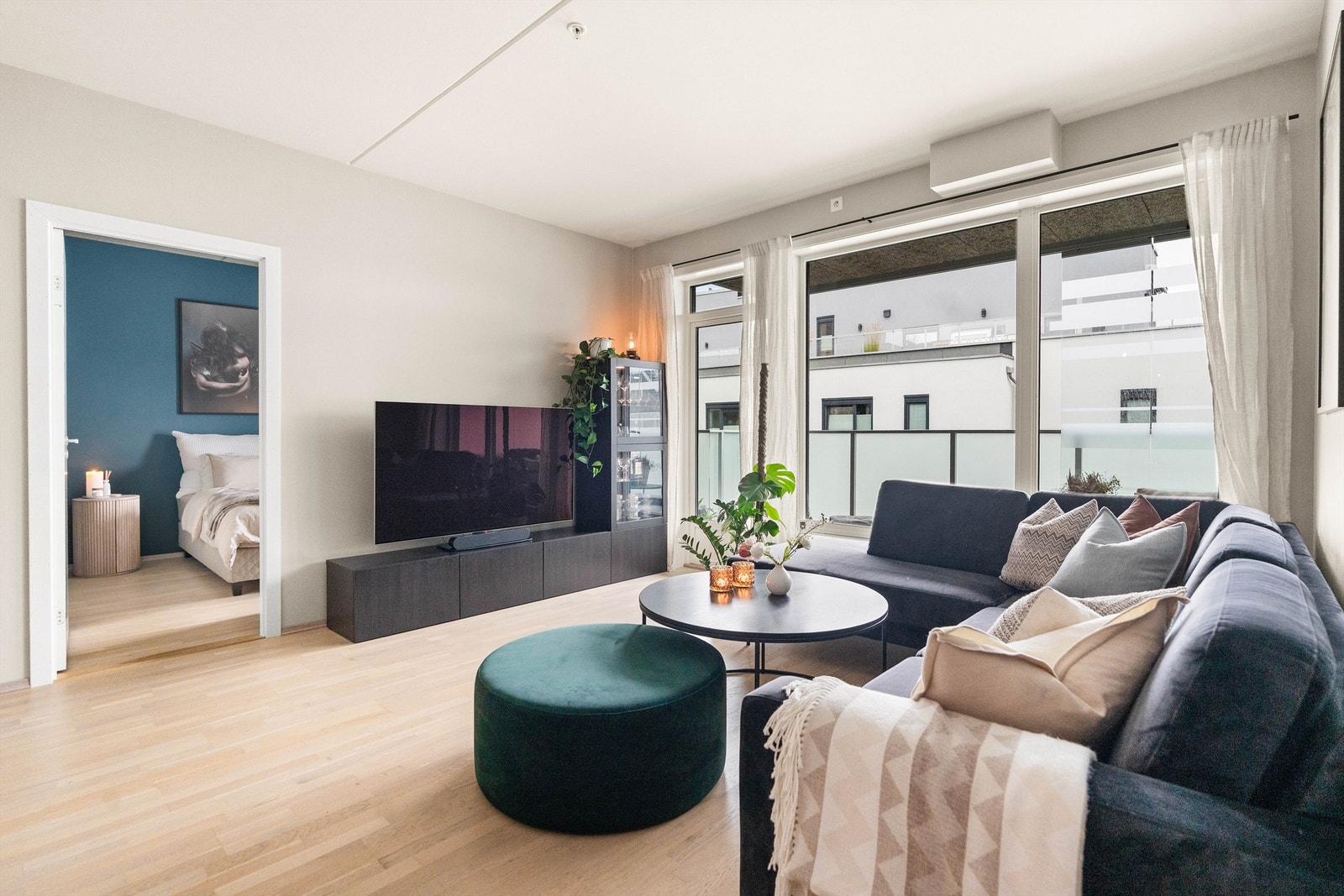 Velkommen til 7.etg.i Gjerdrumsgata 27. En lys og romslig leilighet med 11 kvm balkong Galleribilde